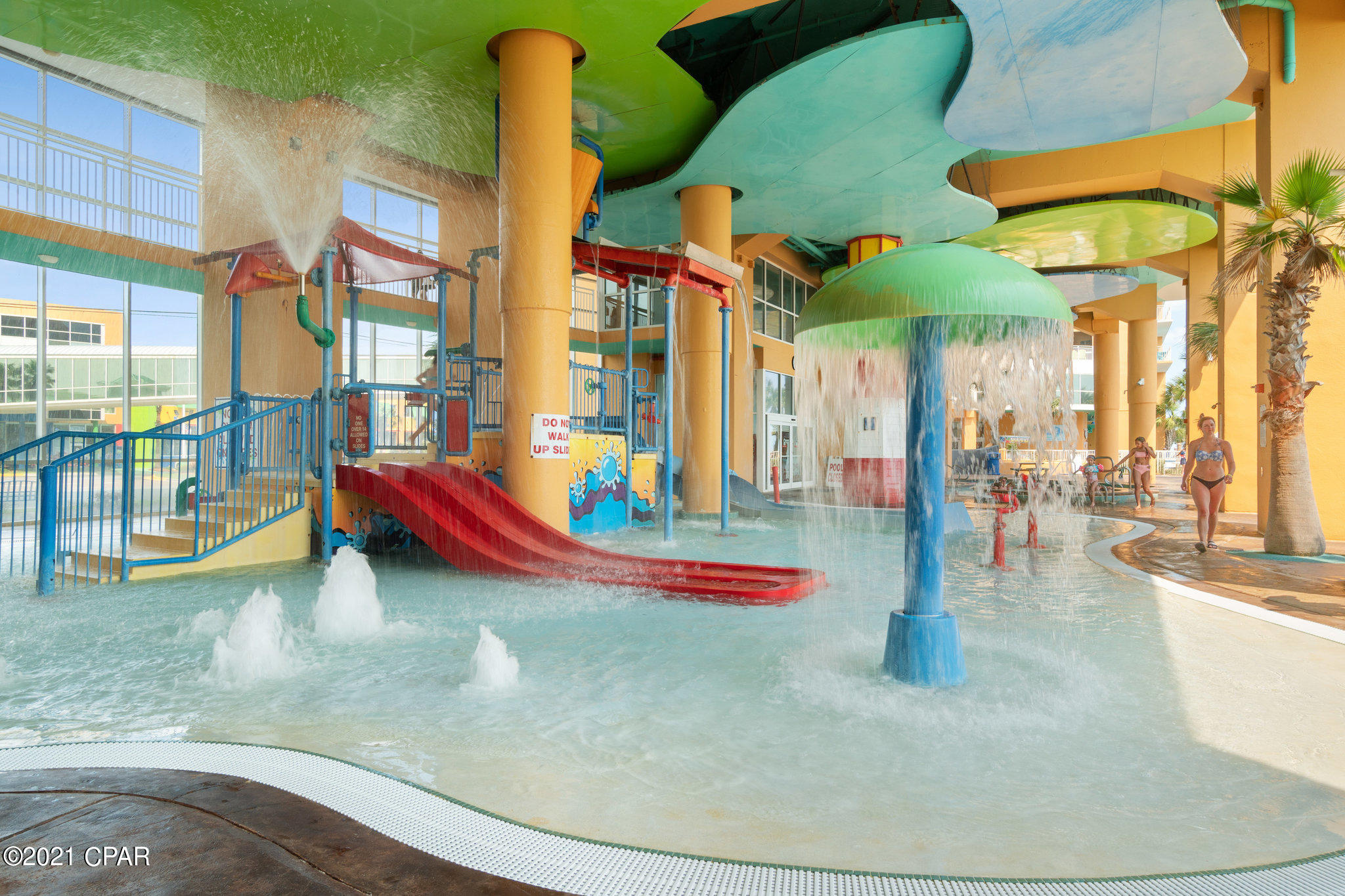 Splash Condo - Residential