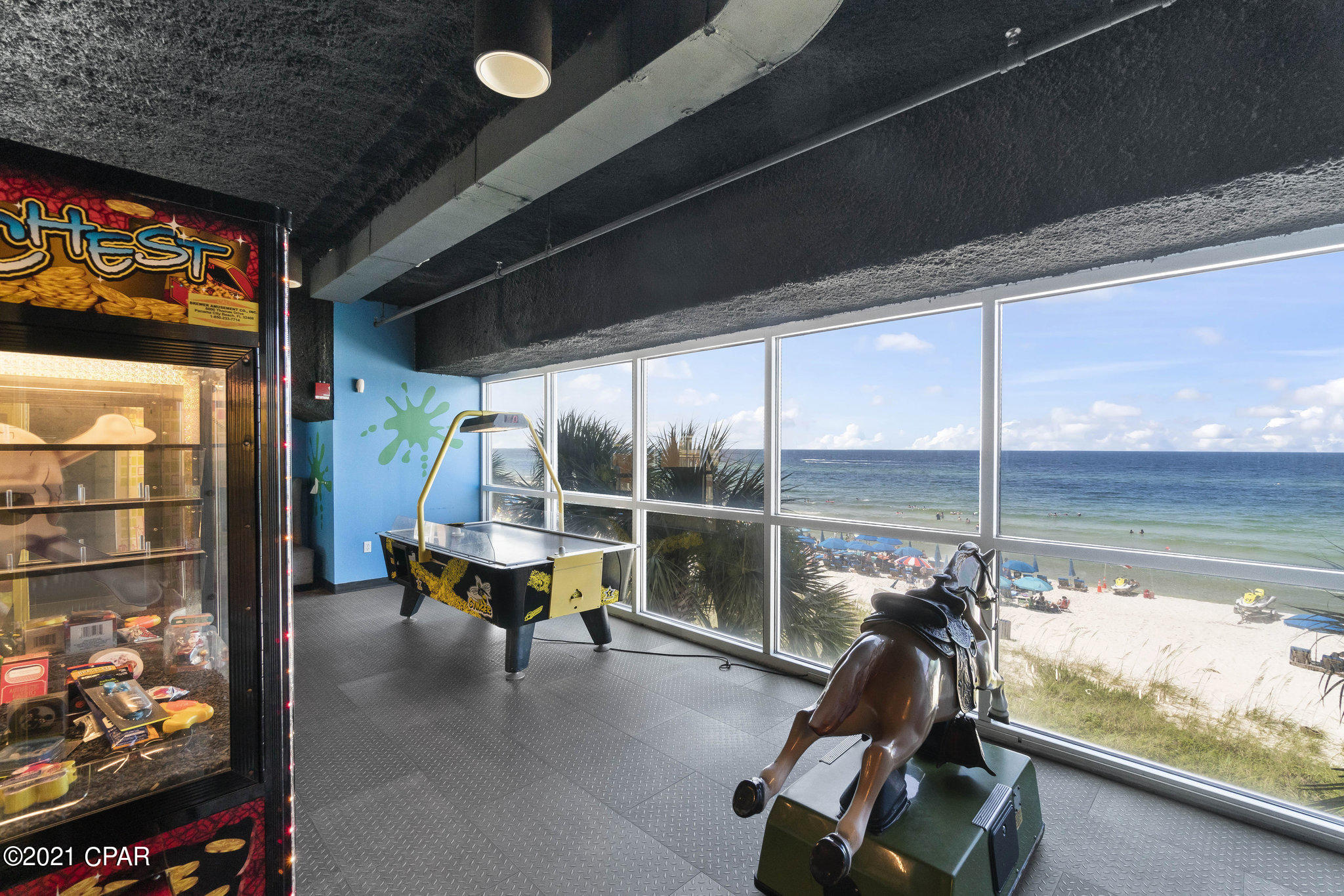 Splash Condo - Residential