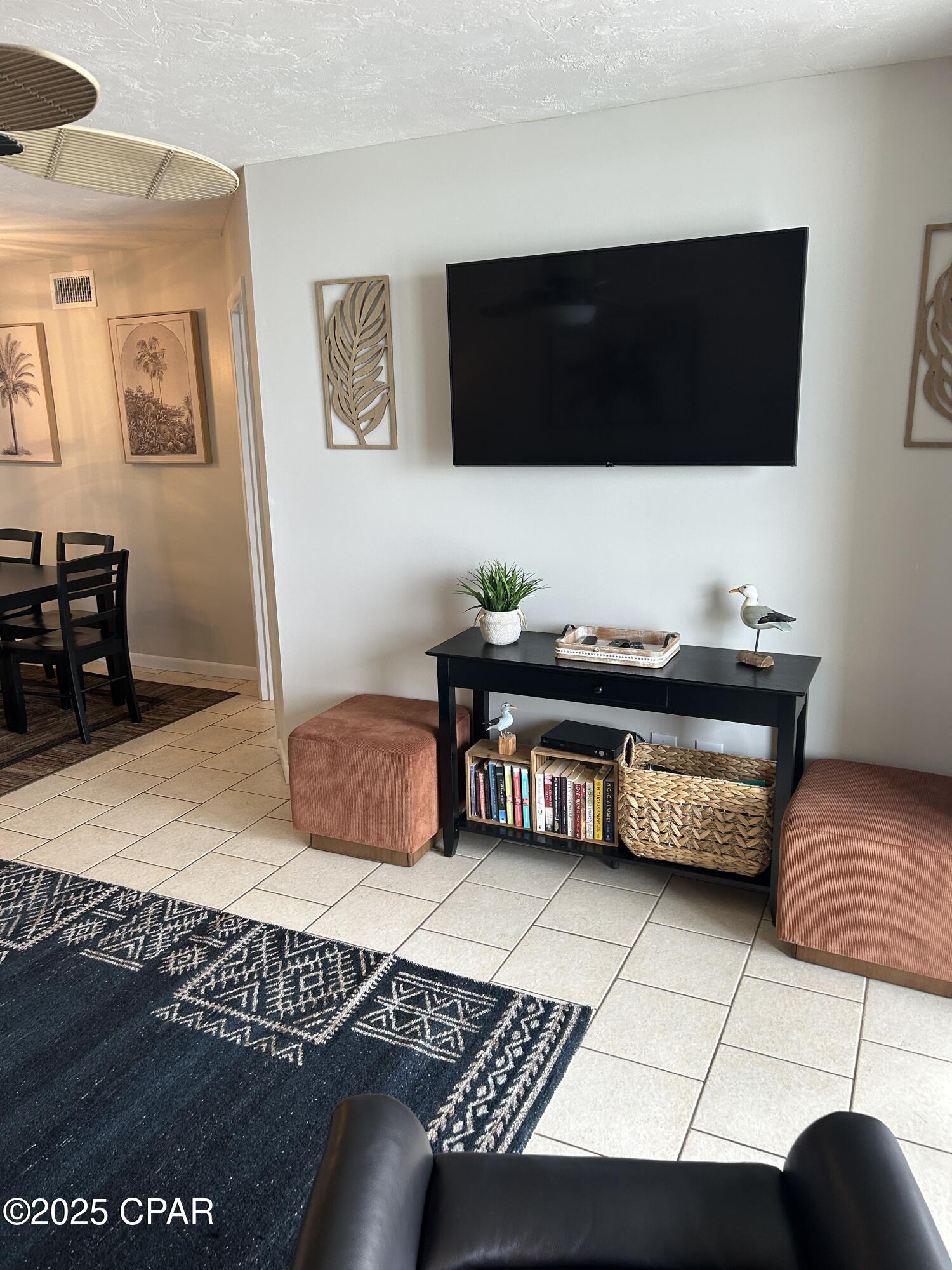 Summerhouse Condo. - Residential