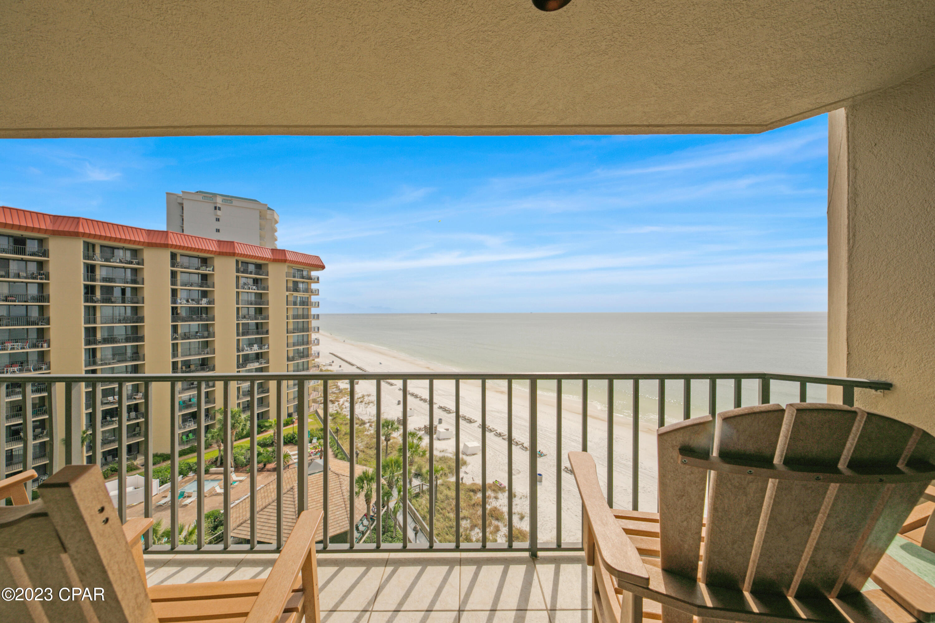 Summerhouse Condo. - Residential