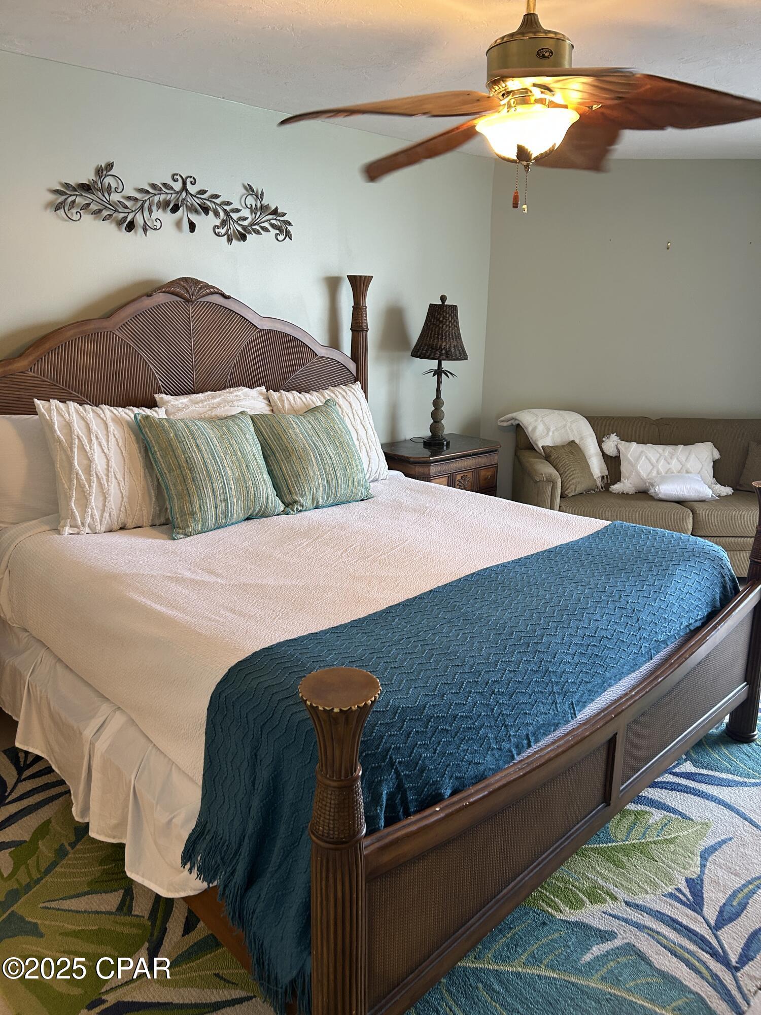 Summerhouse Condo. - Residential