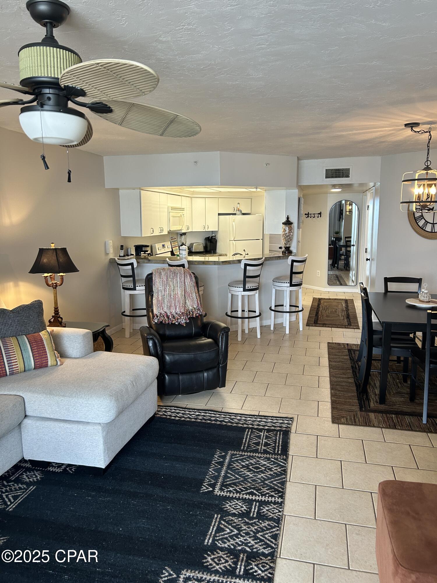 Summerhouse Condo. - Residential