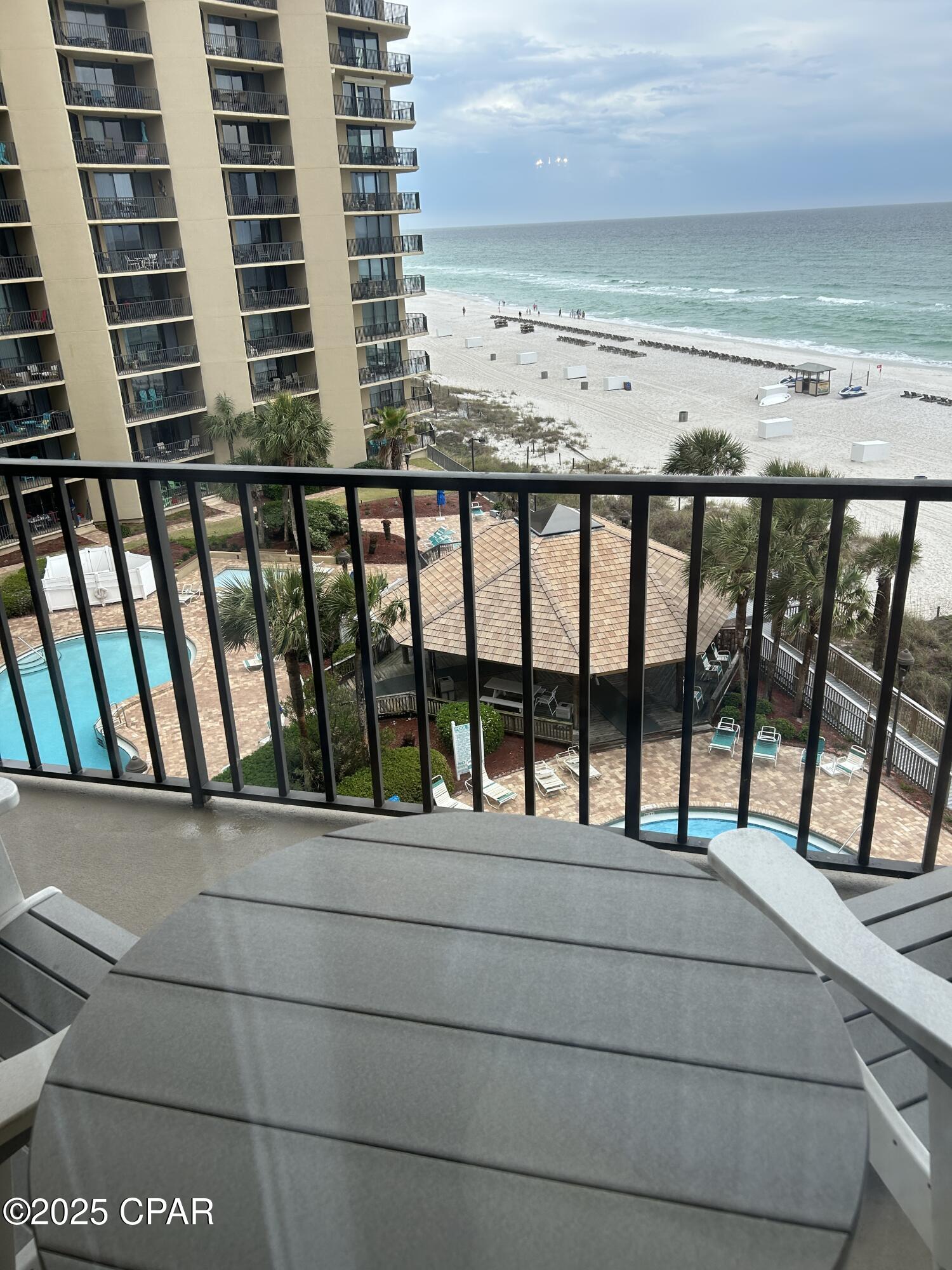 Summerhouse Condo. - Residential