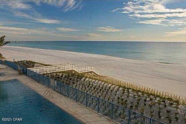 Sterling Breeze - Residential