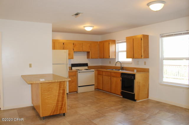 Compass Lake In The Hills - Residential