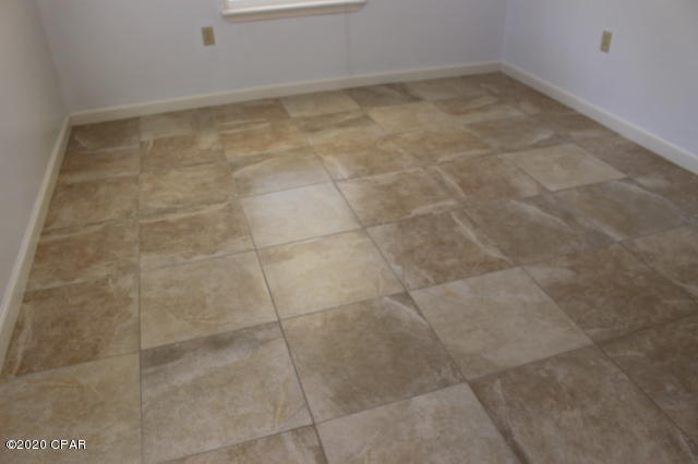 Compass Lake In The Hills - Residential