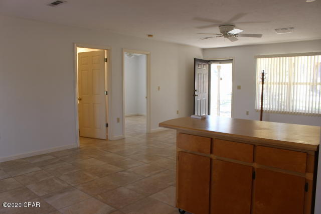 Compass Lake In The Hills - Residential