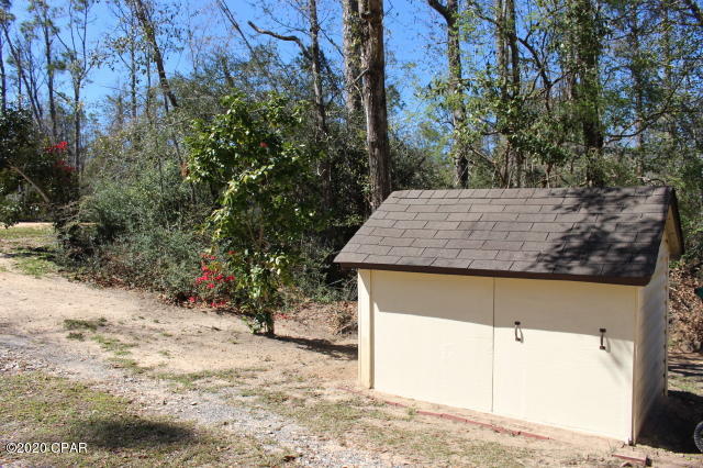 Compass Lake In The Hills - Residential