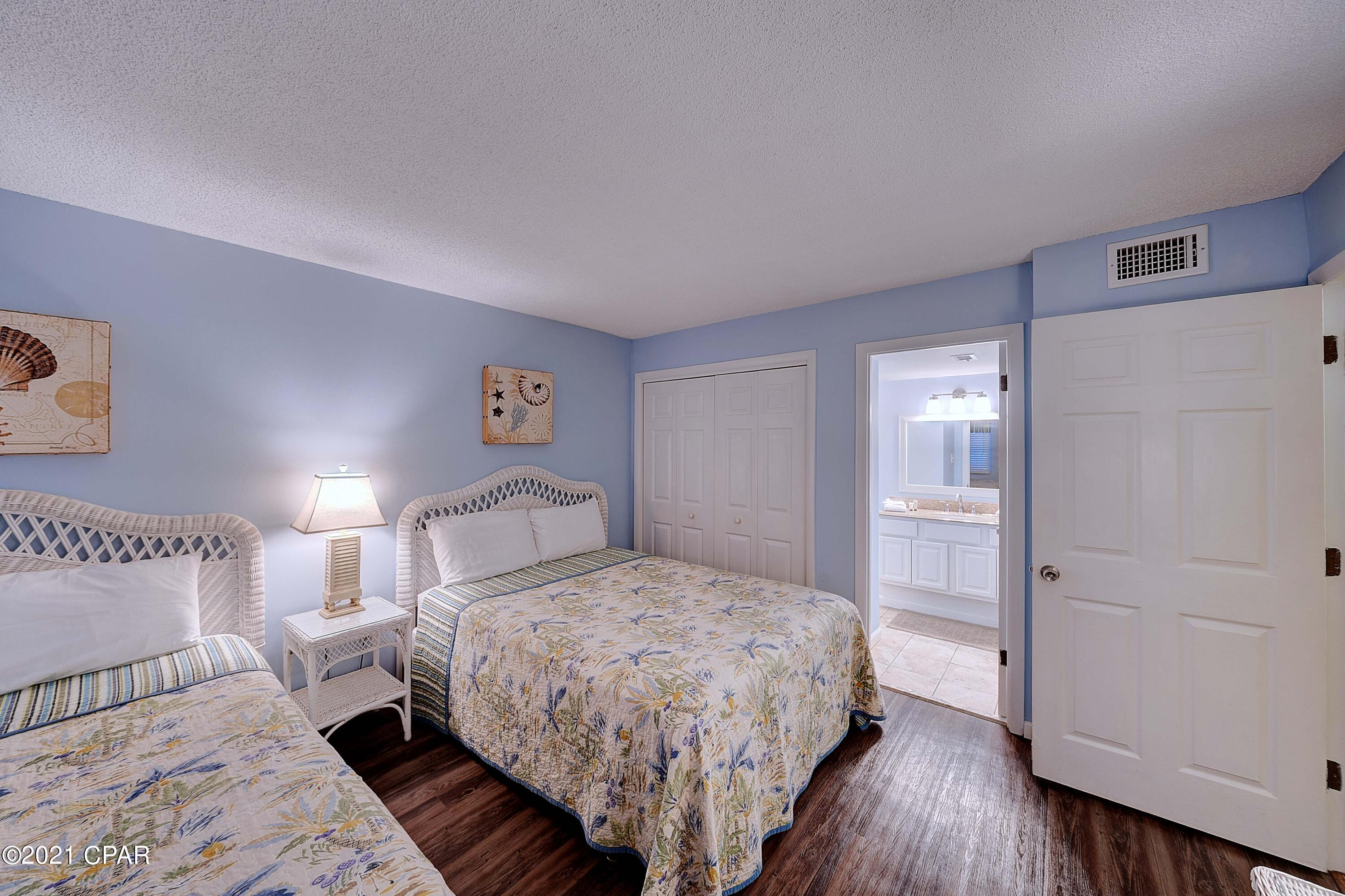 Mariner East Condo - Residential