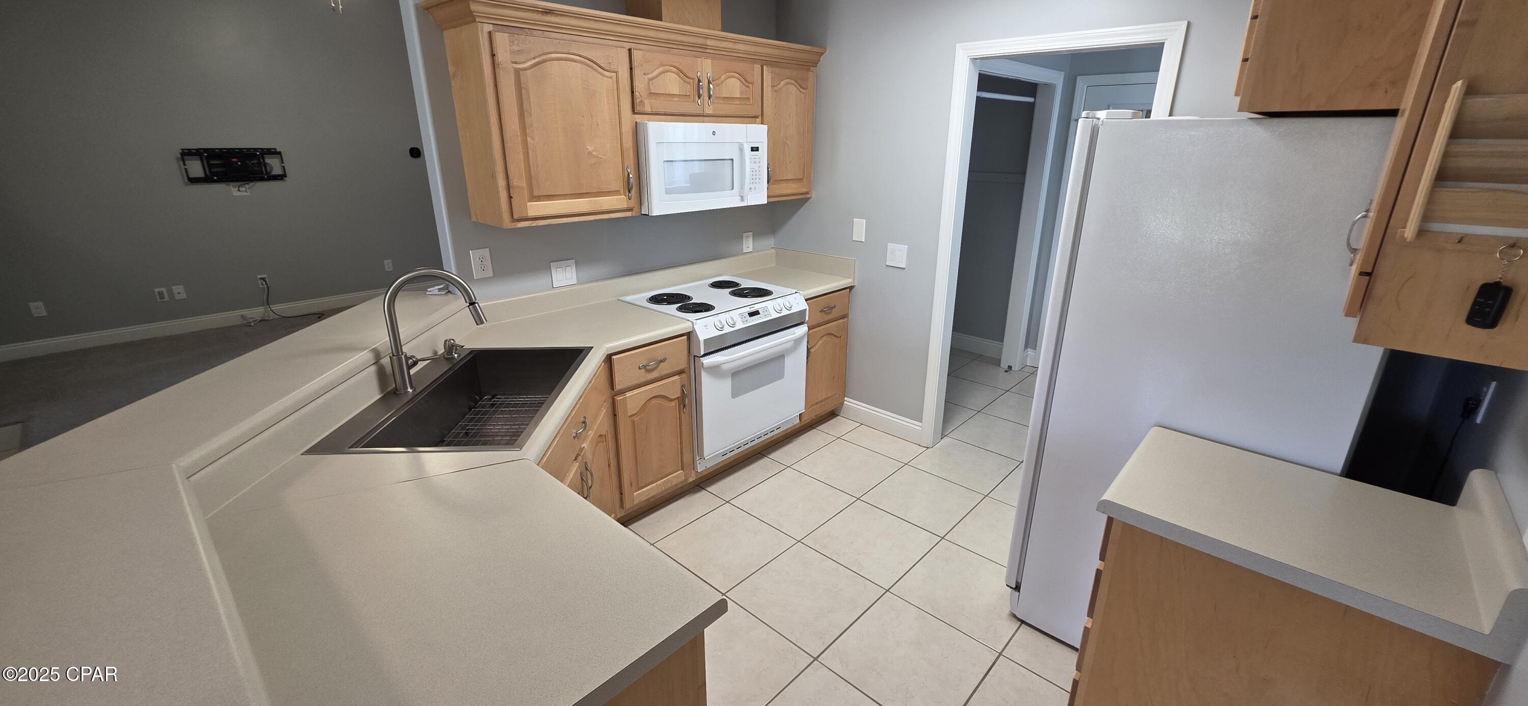 [No Recorded Subdiv] - Residential Lease