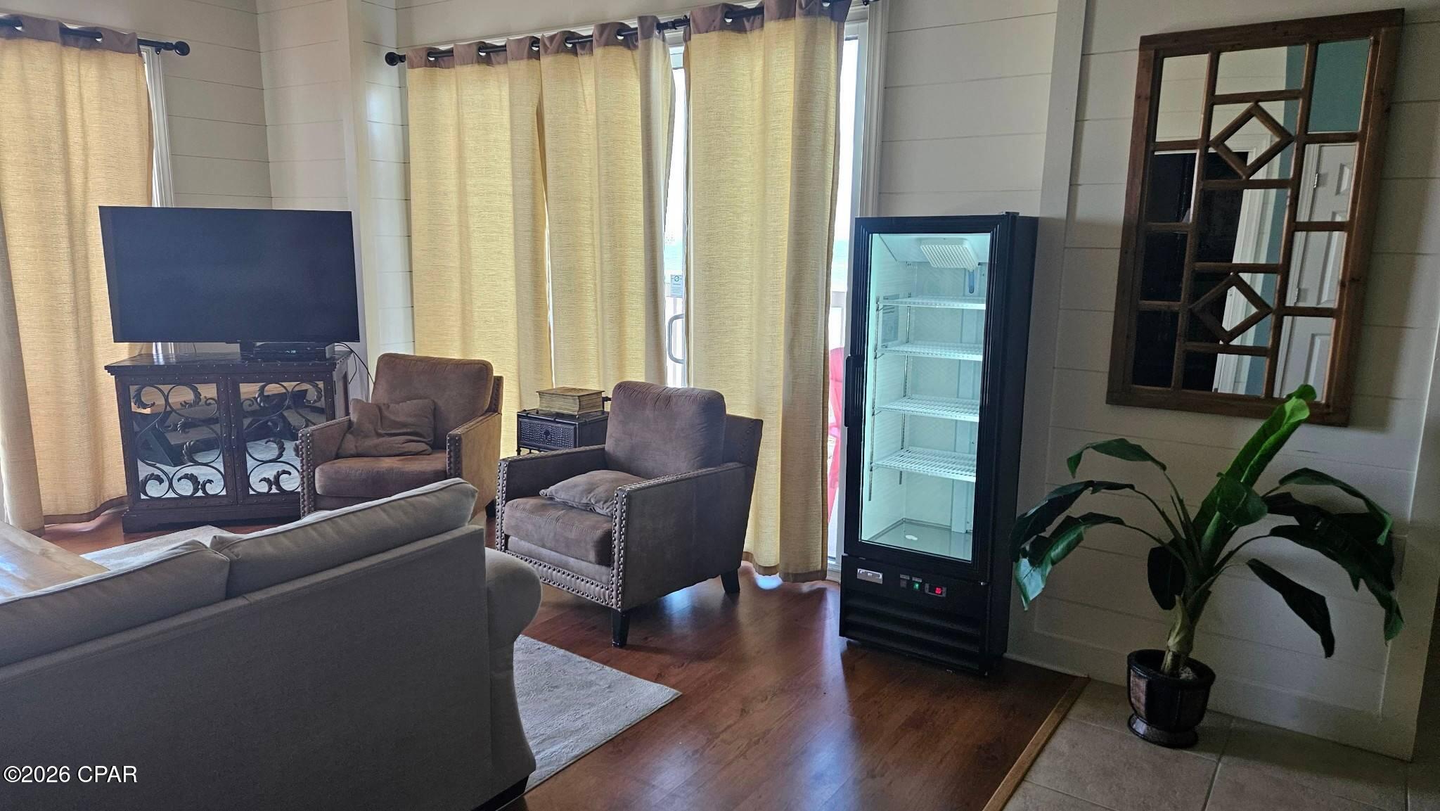 Sunrise Beach - Residential