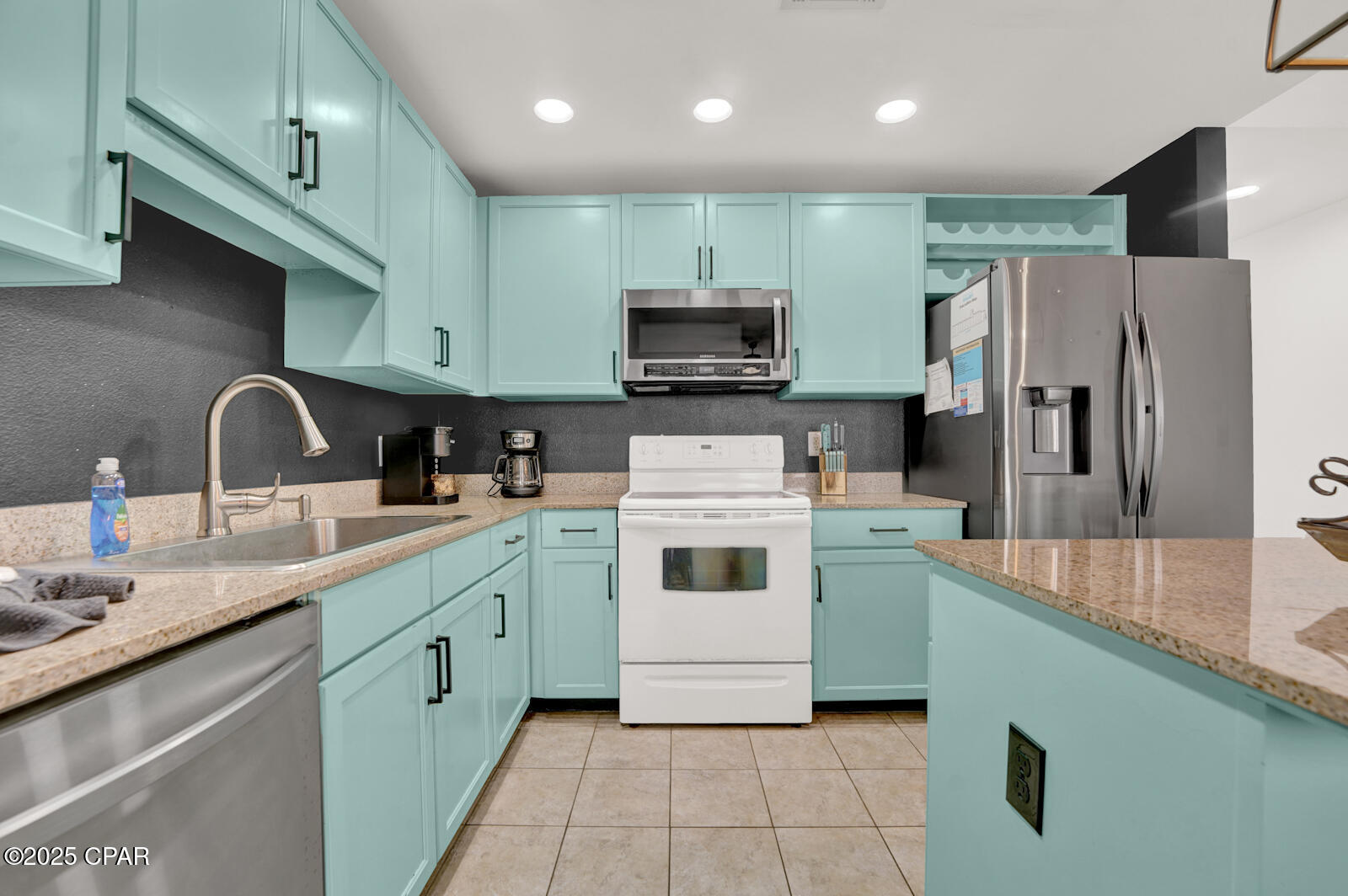 Laketown Wharf - Residential