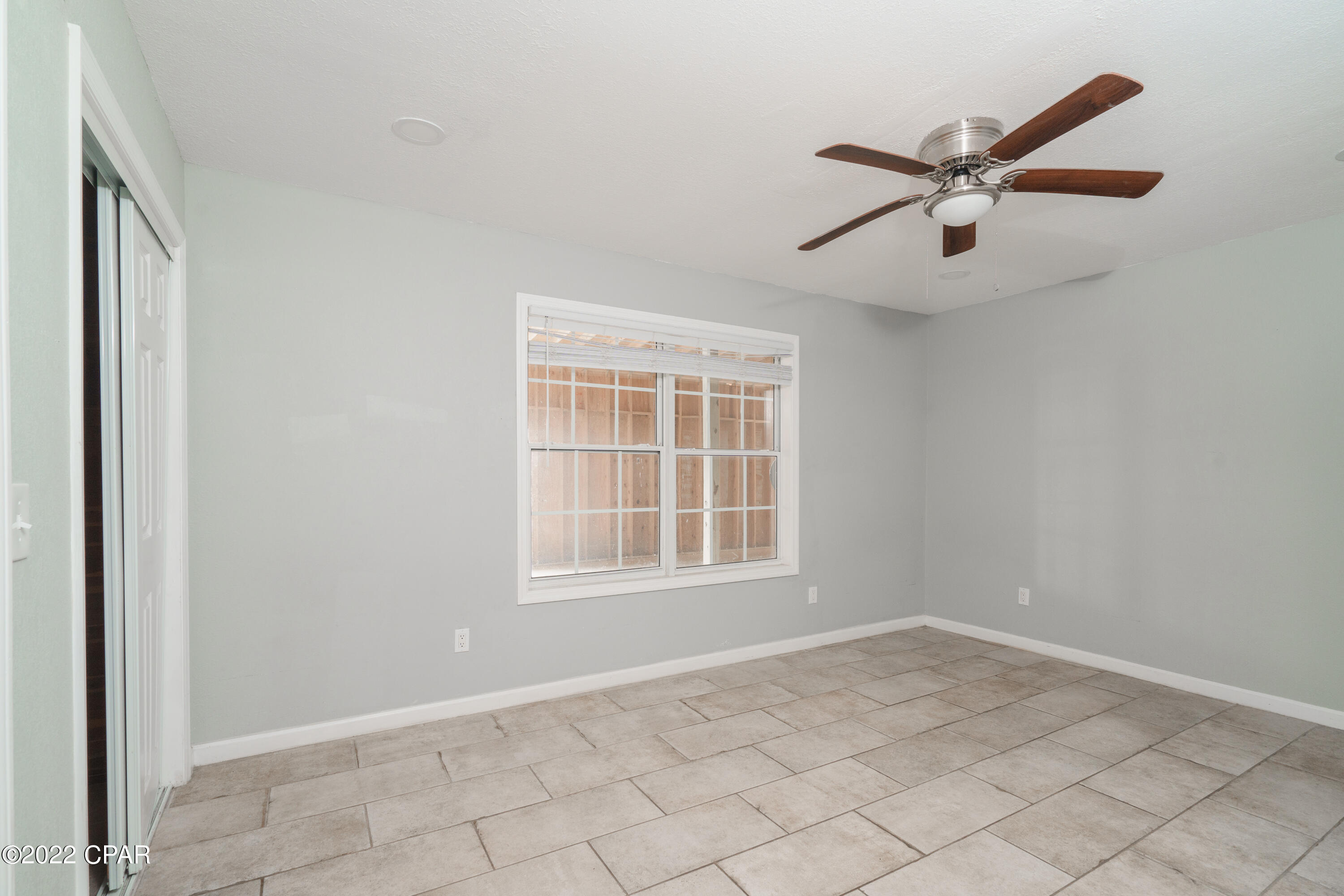 Drummond & Ware Add - Commercial Lease