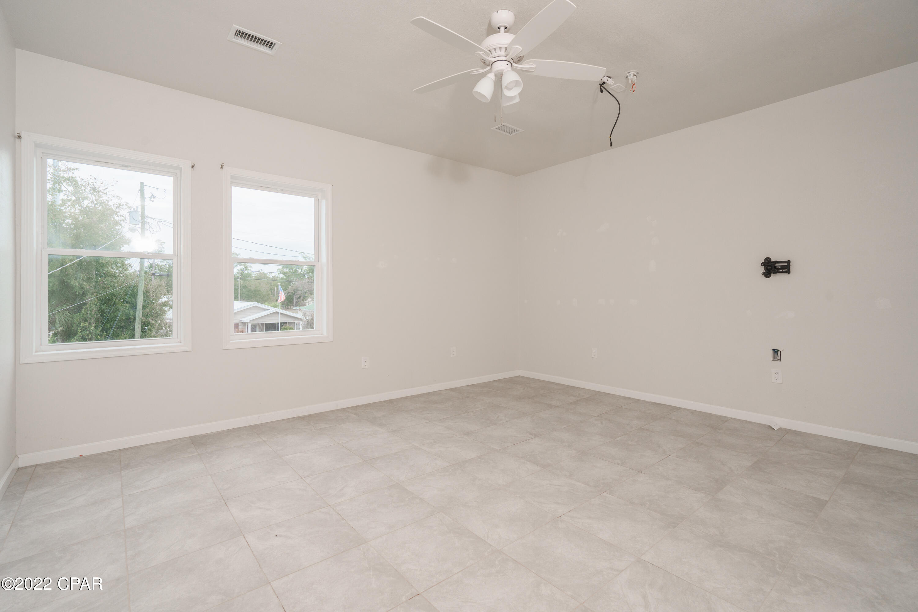 Drummond & Ware Add - Commercial Lease