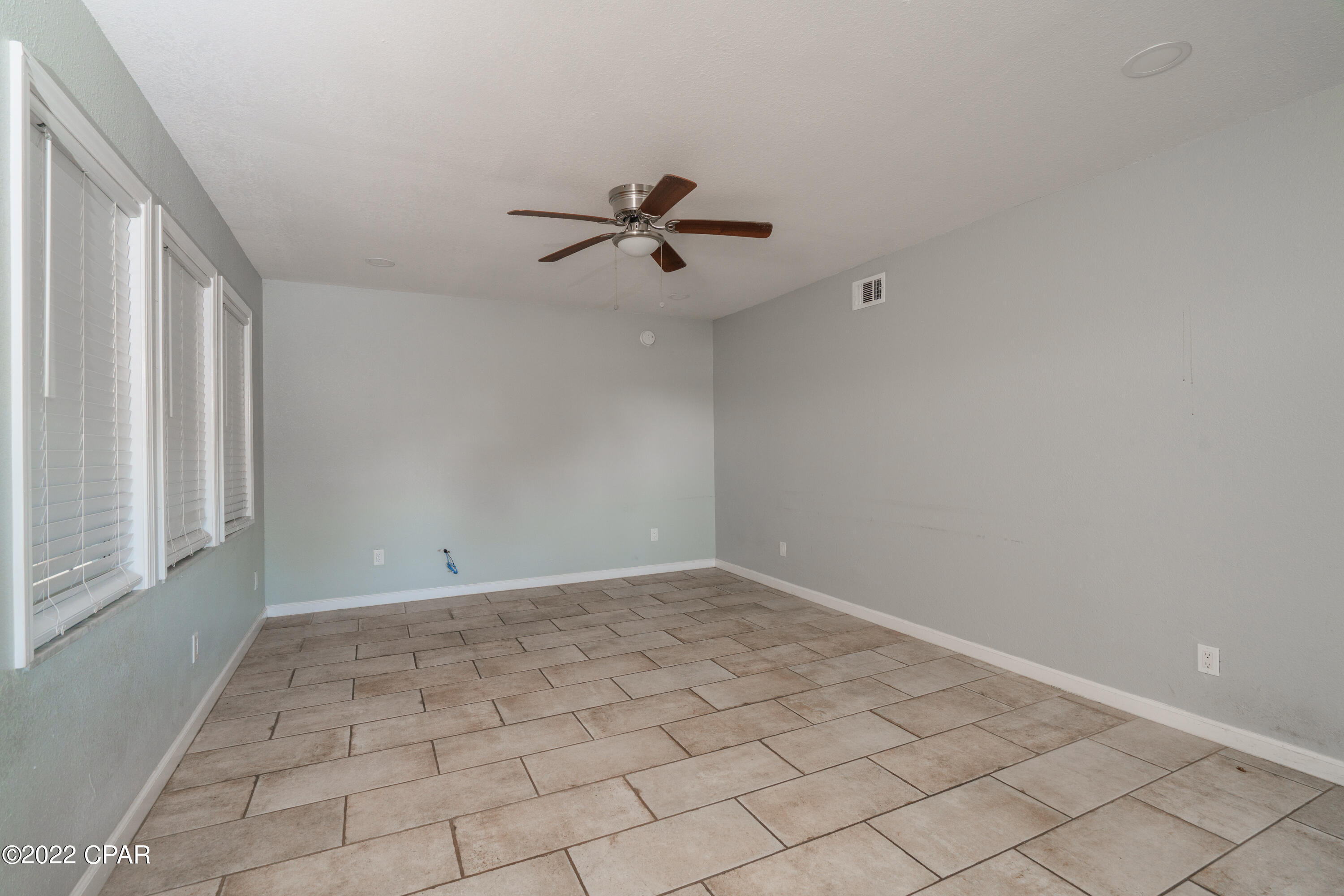 Drummond & Ware Add - Commercial Lease