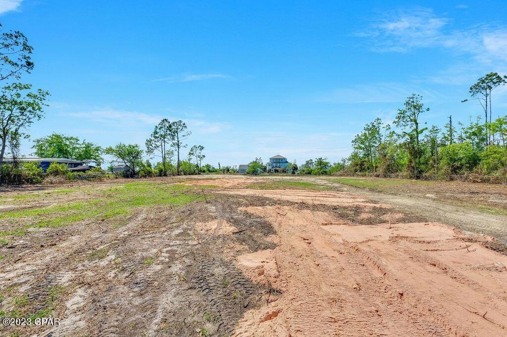 East Bay Park - Land