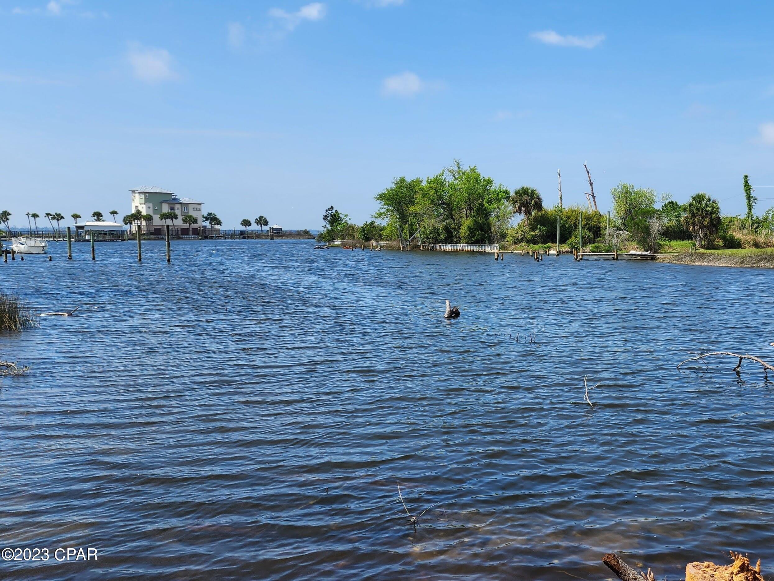 East Bay Park - Land