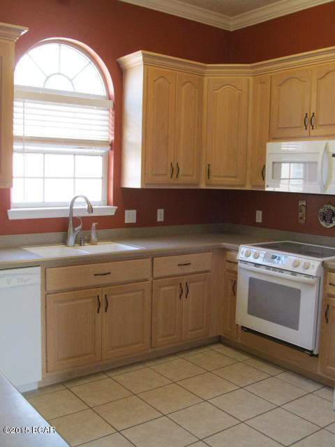 Dolphin Bay - Residential Lease