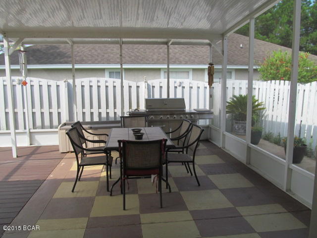 Dolphin Bay - Residential Lease