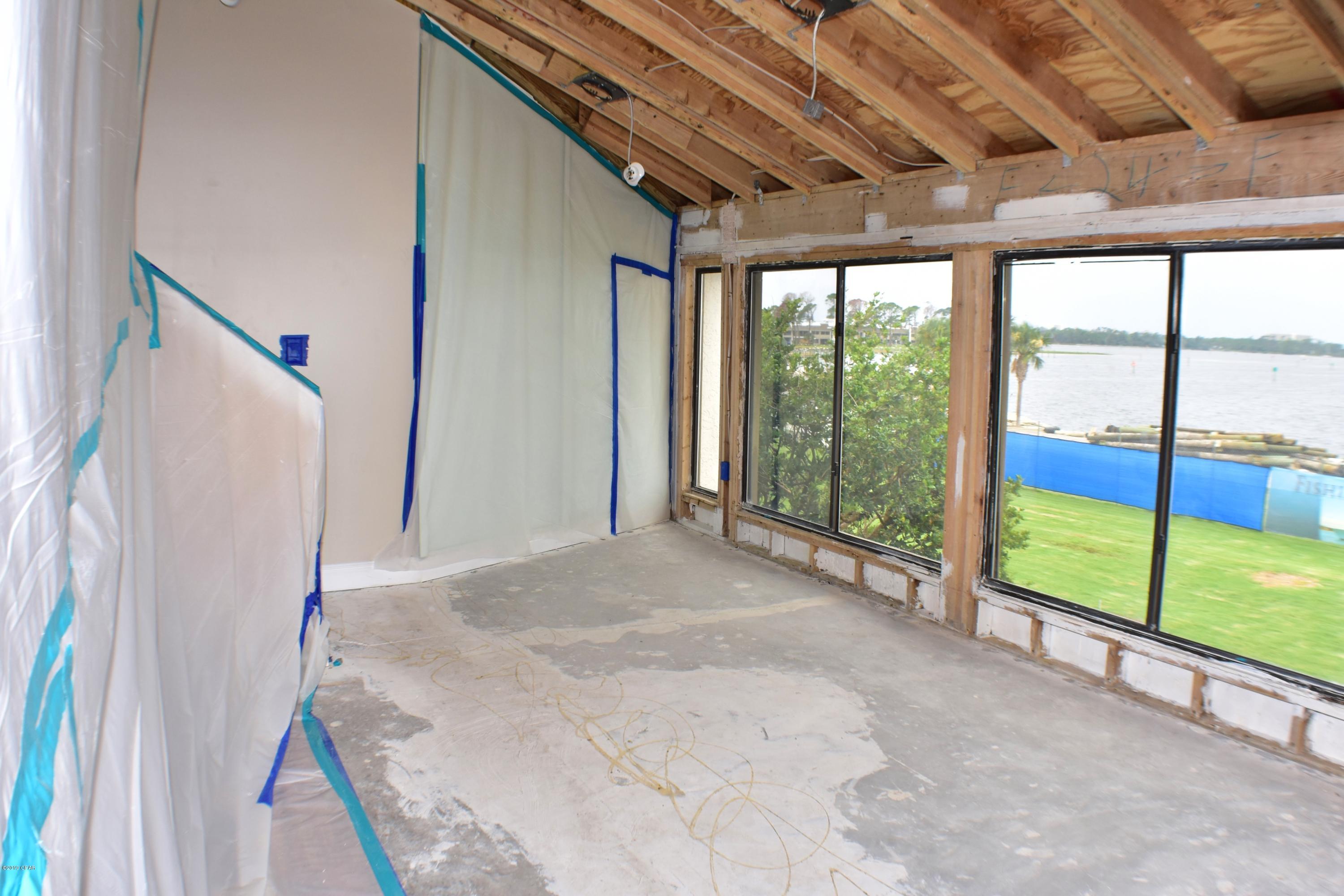 Bay Point Harbour Villas - Residential