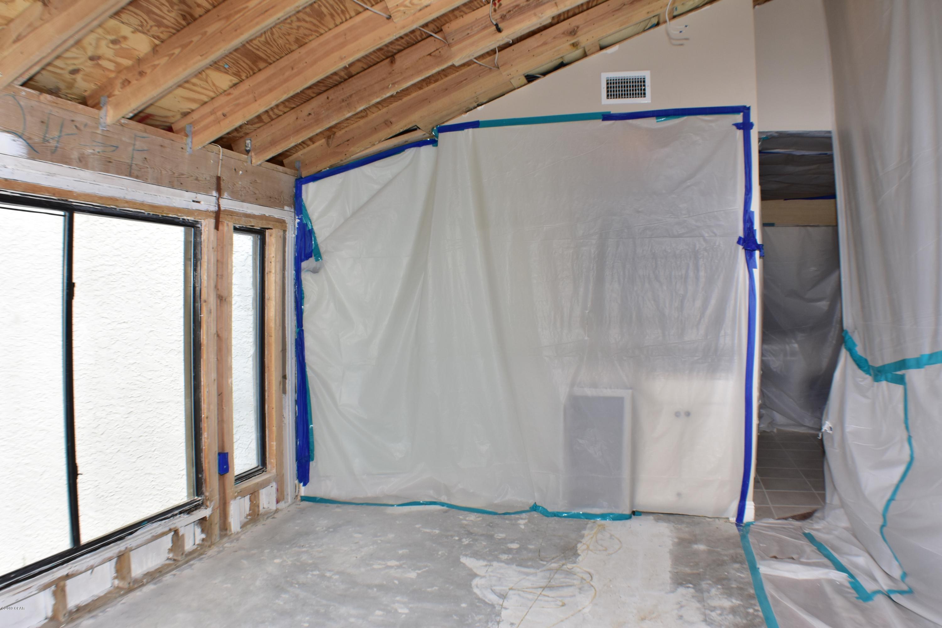 Bay Point Harbour Villas - Residential