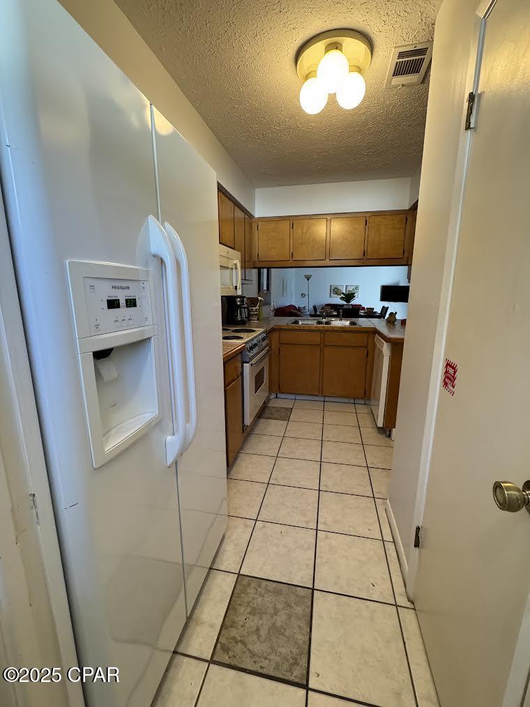 Shade Tree Condo Ph II - Residential