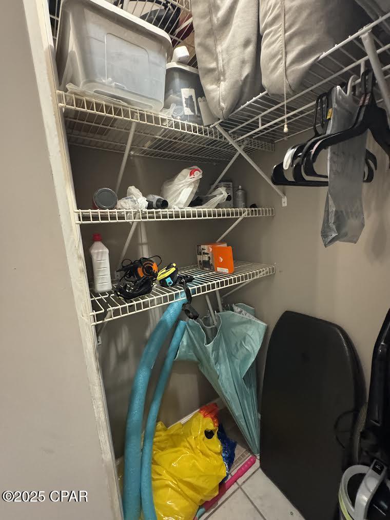 Shade Tree Condo Ph II - Residential