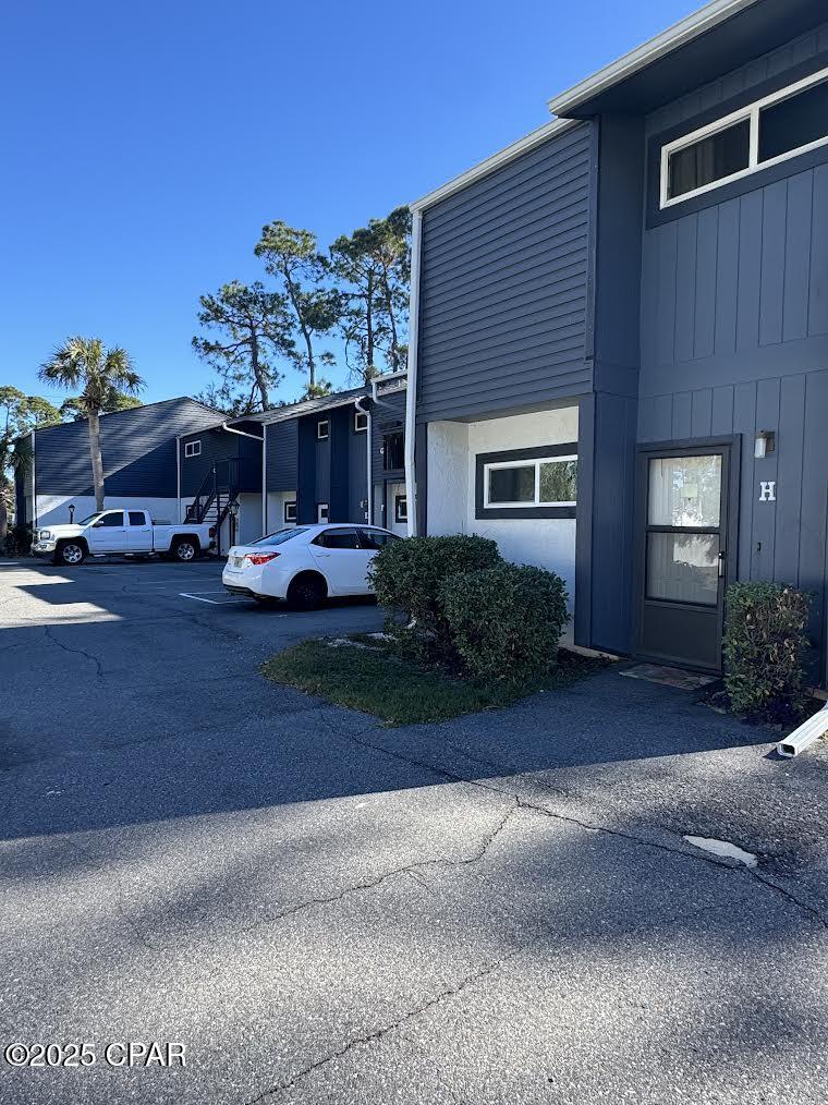 7125 N Lagoon Drive H