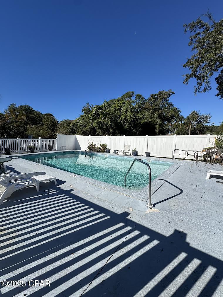 Shade Tree Condo Ph II - Residential