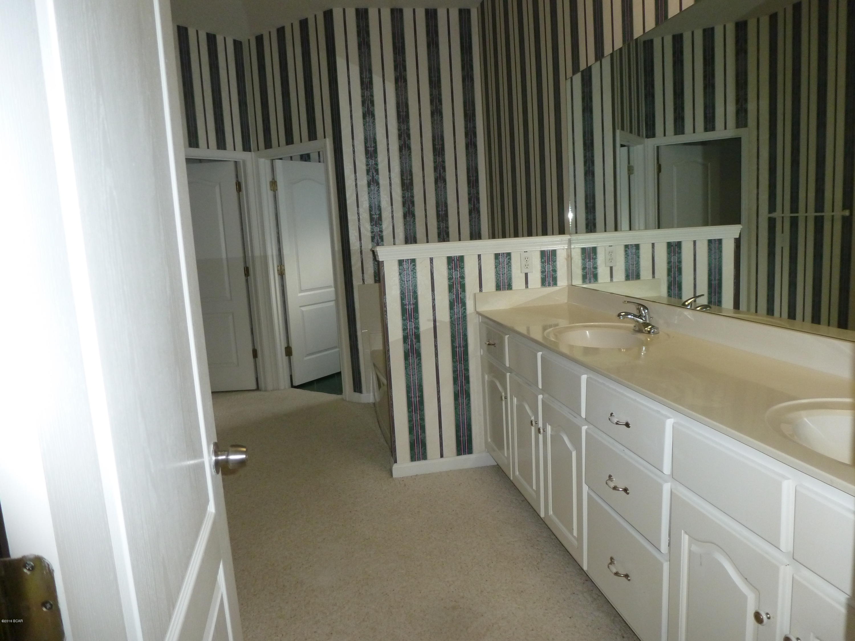 Willow Lake - Residential