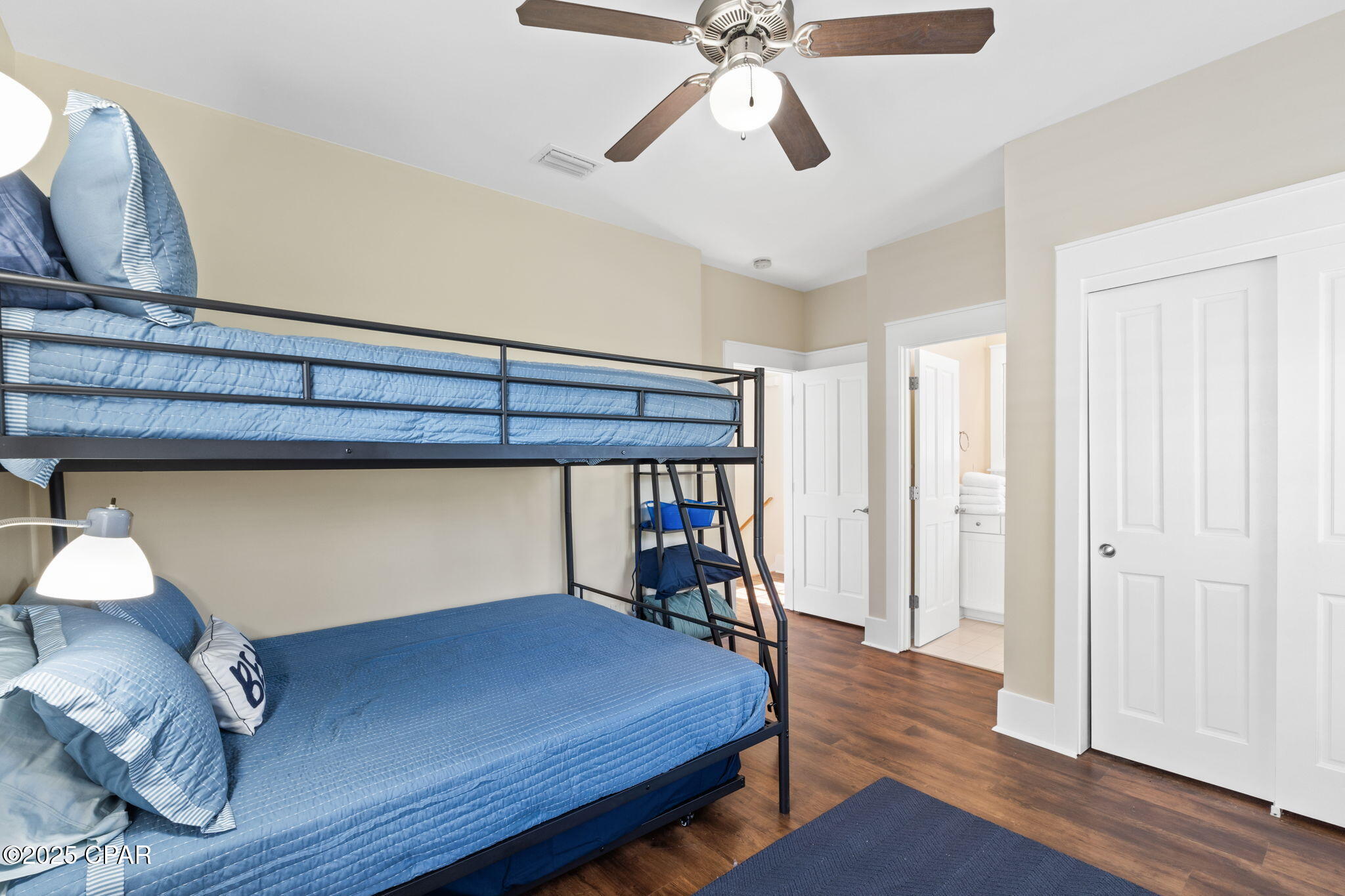 Barefoot Cottages - Residential