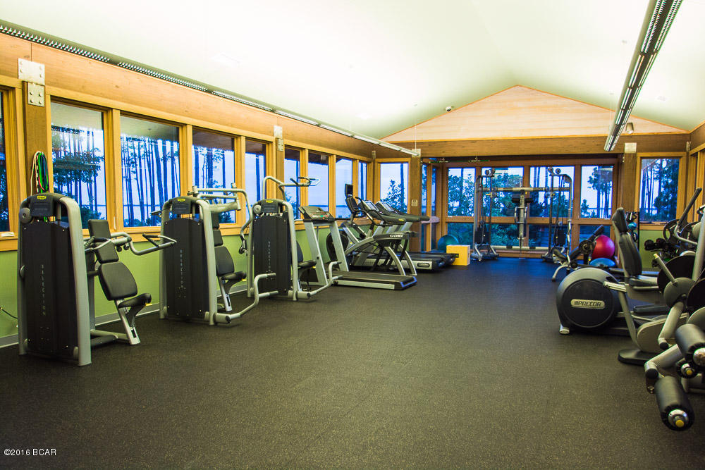 Rivercamps On Crooked Creek - Land