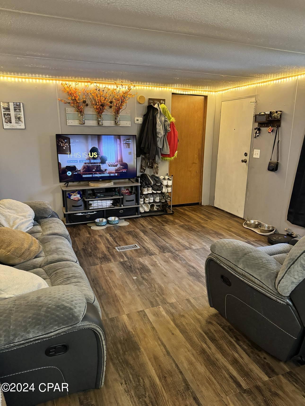 Pine Island - Residential