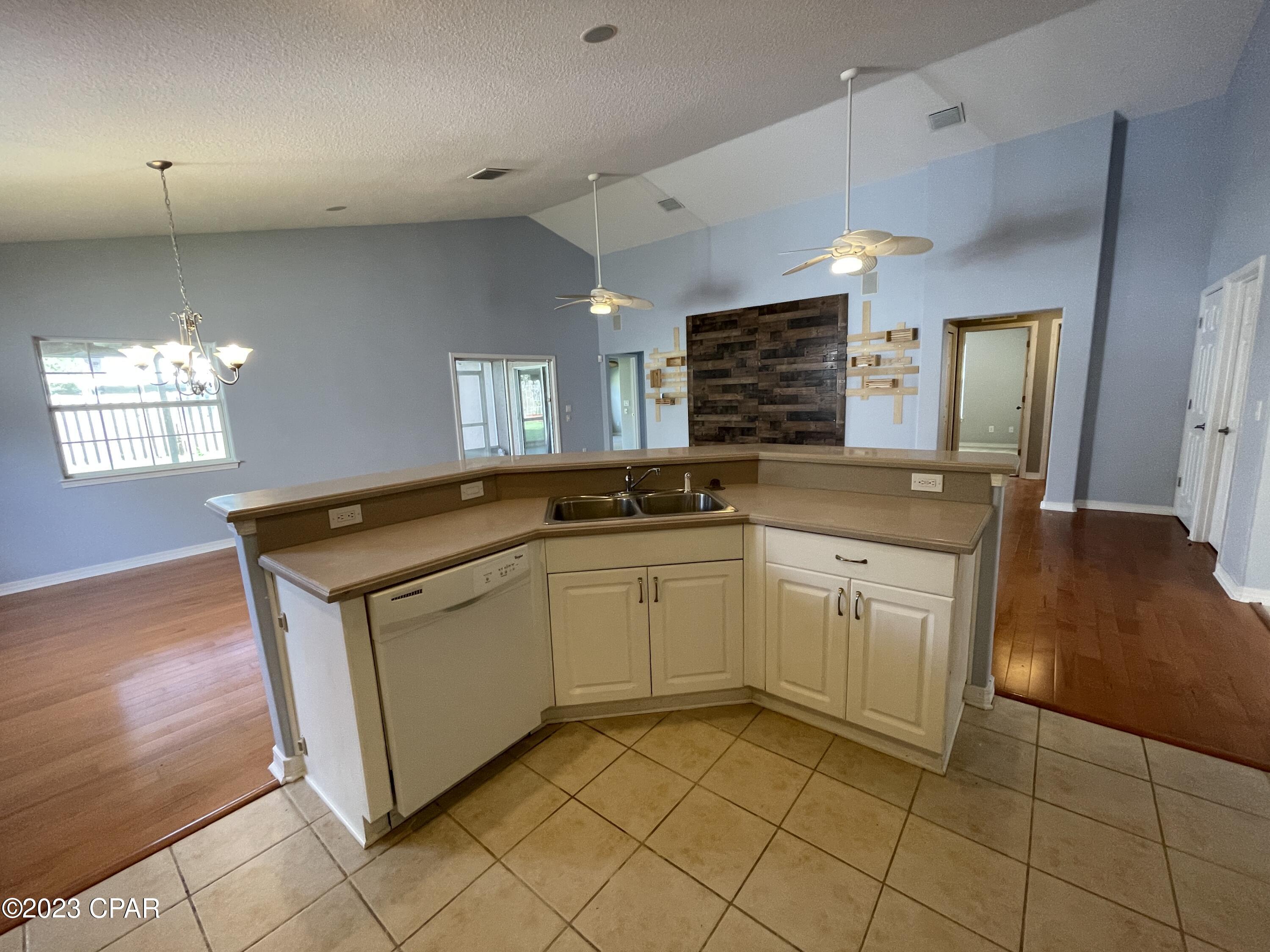 Palmetto Trace Phase 2 - Residential Lease