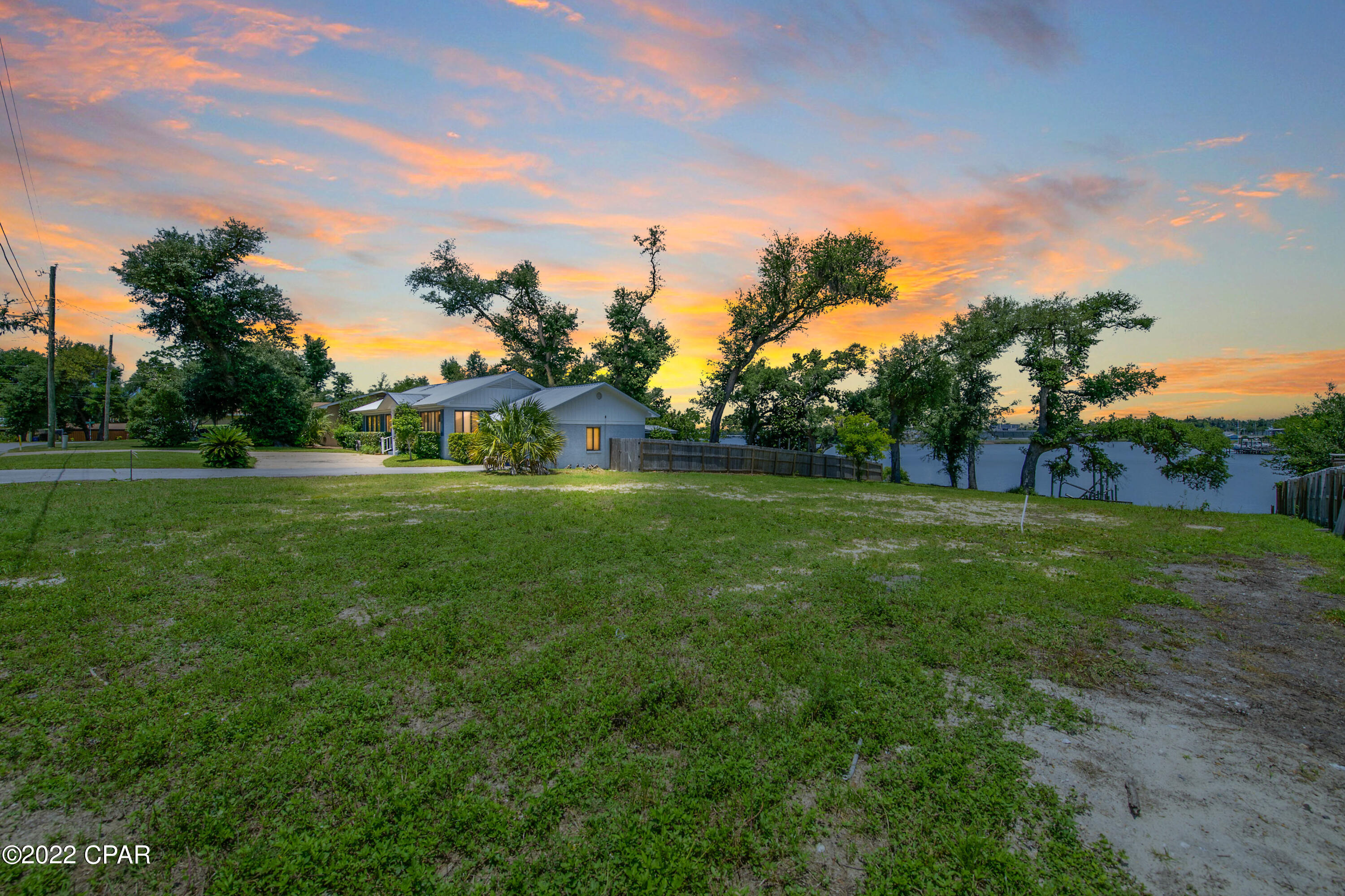 Cove Terrace 2nd Add - Land