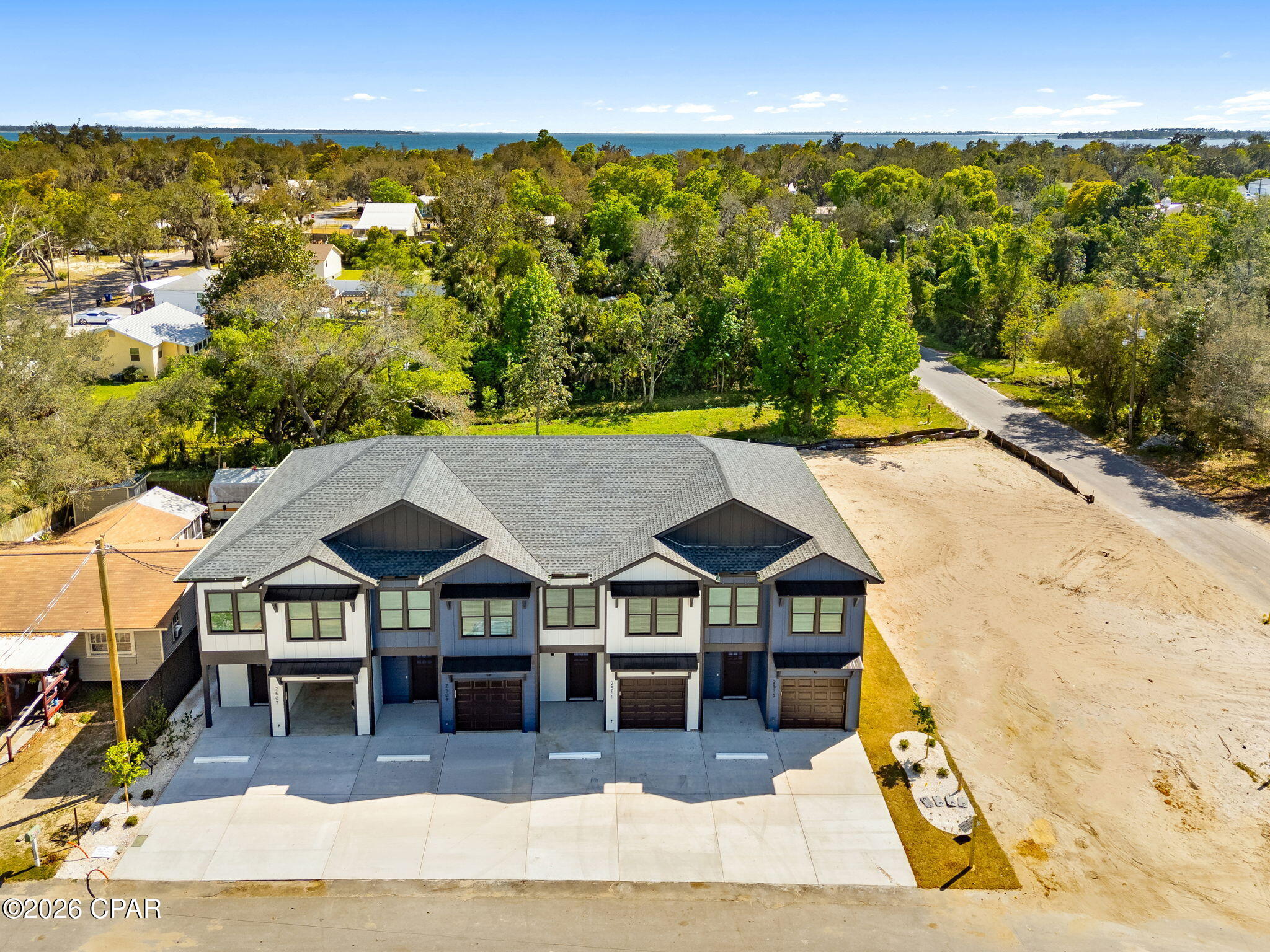 [No Recorded Subdiv] - Residential Lease