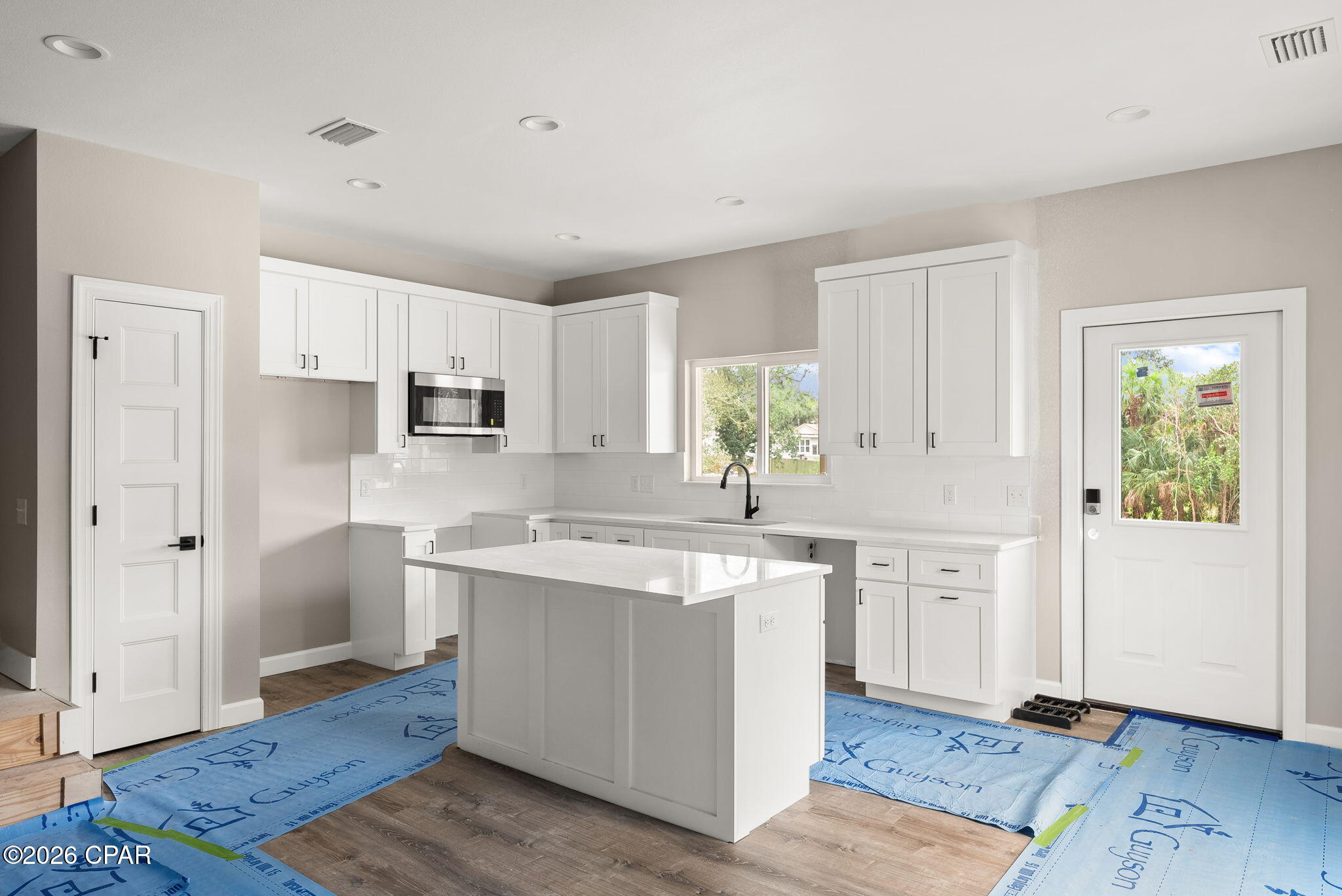 [No Recorded Subdiv] - Residential Lease