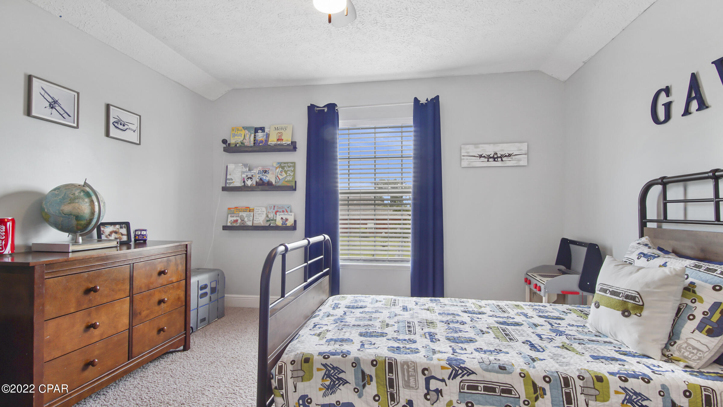 Rolling Hills - Residential