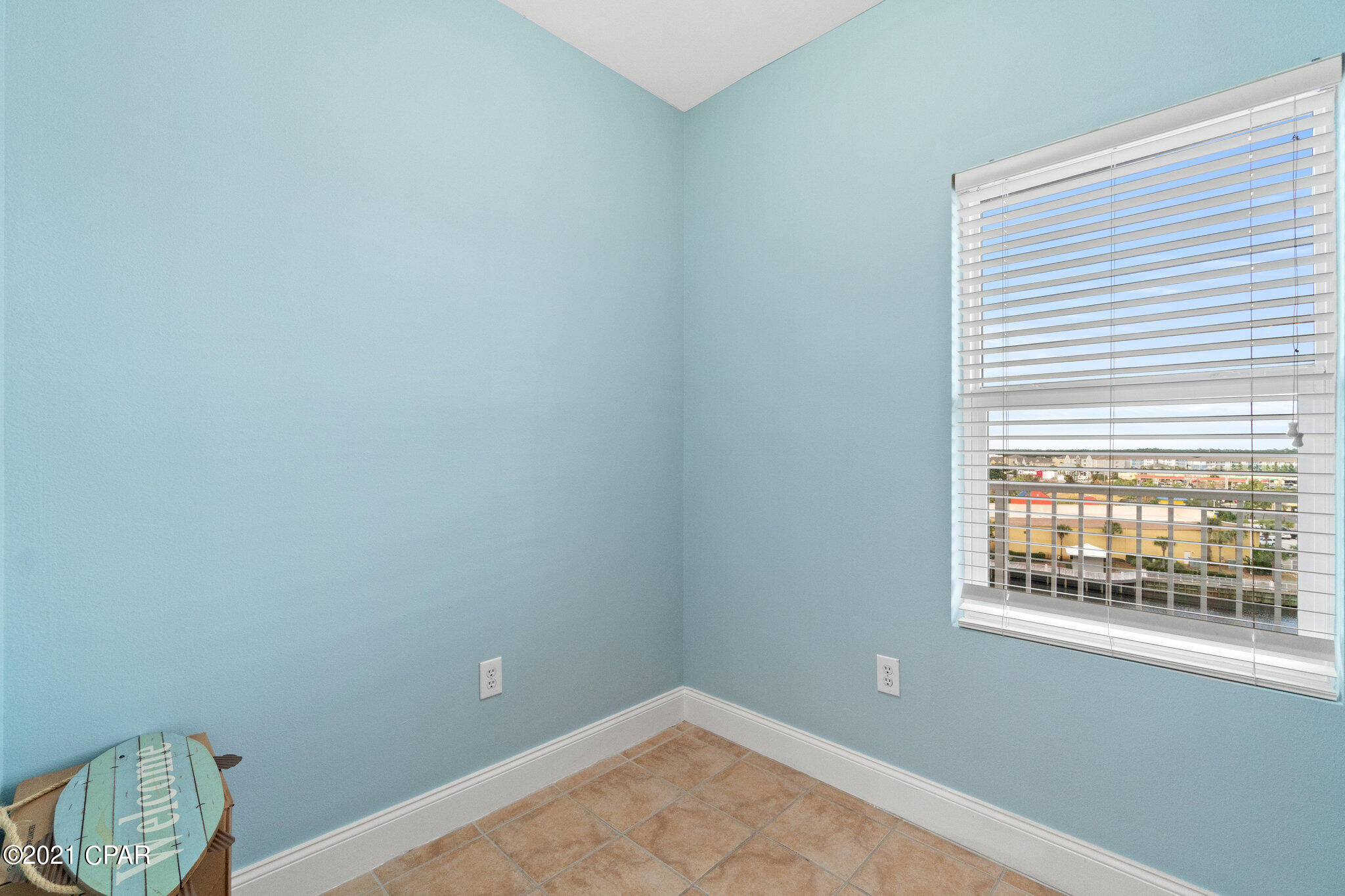 Laketown Wharf - Residential