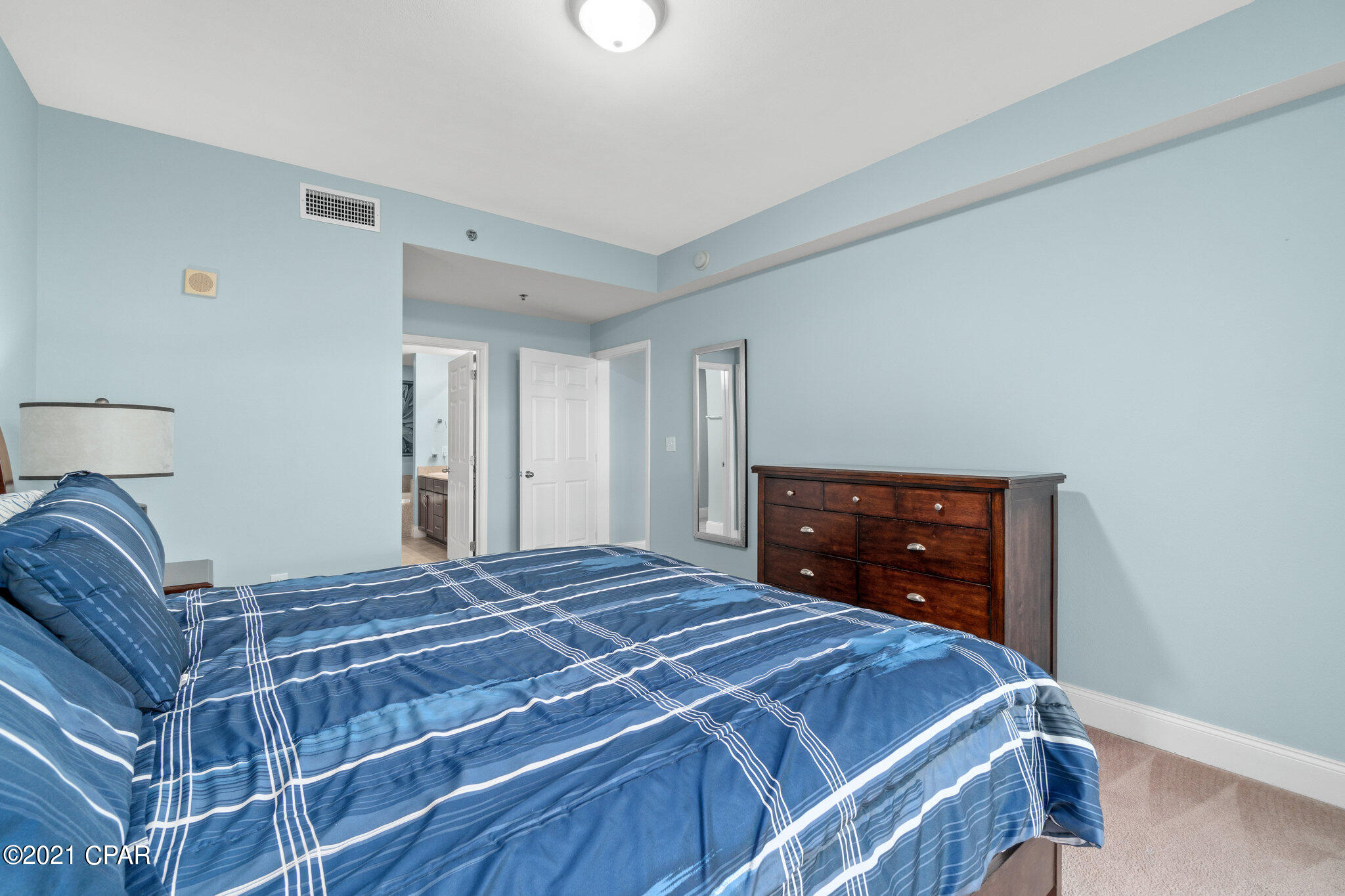 Laketown Wharf - Residential