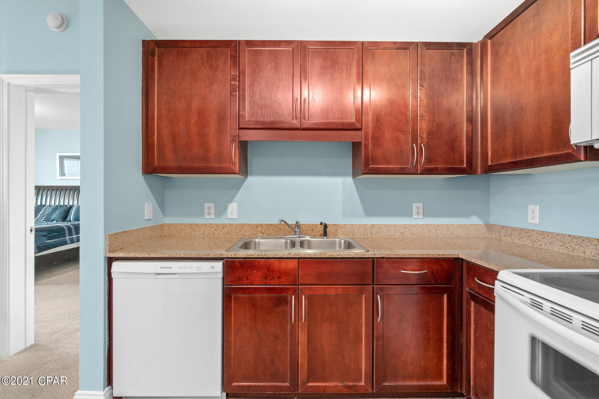 Laketown Wharf - Residential