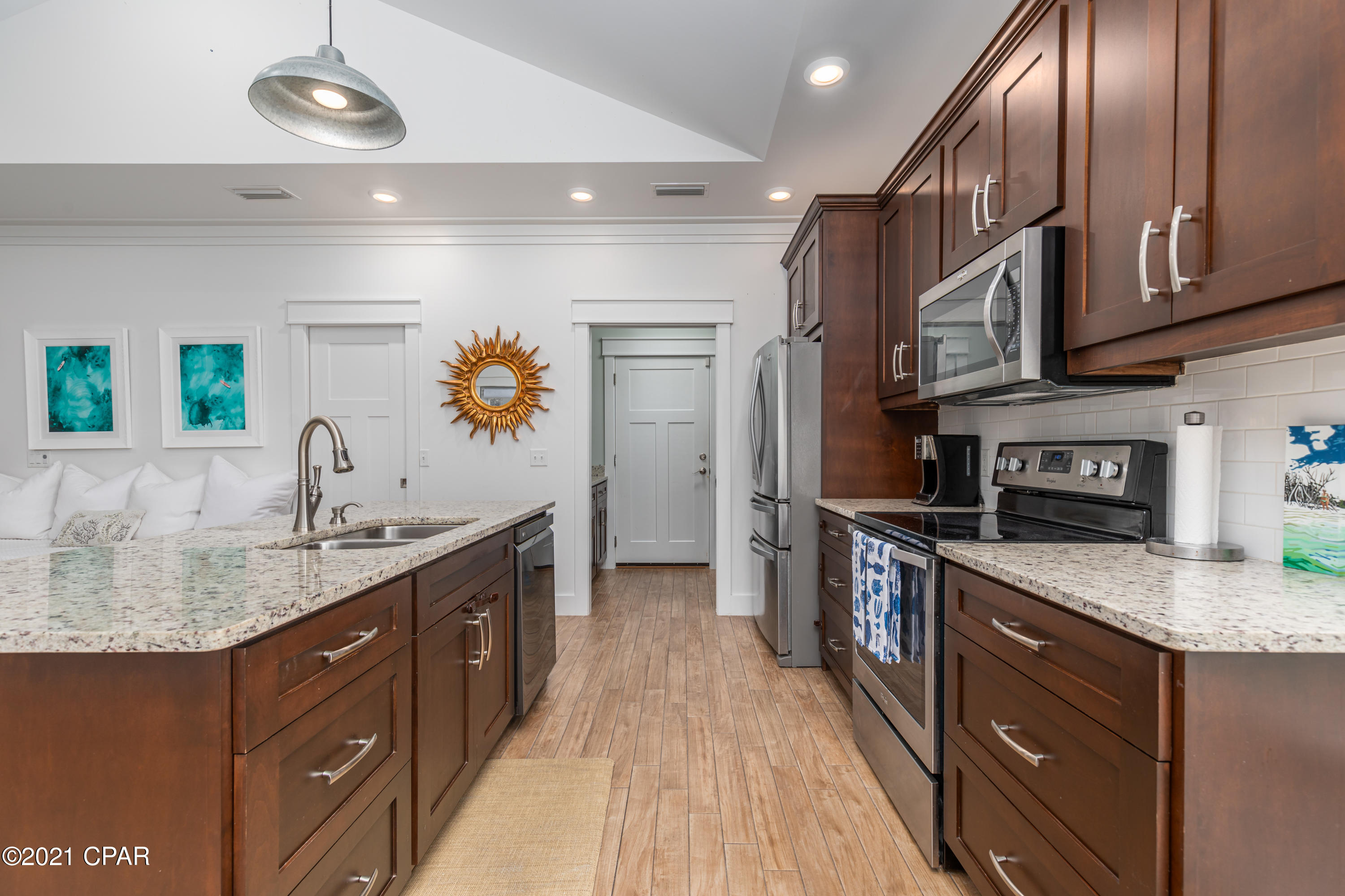 Laguna Beach Estates 7th Add - Residential