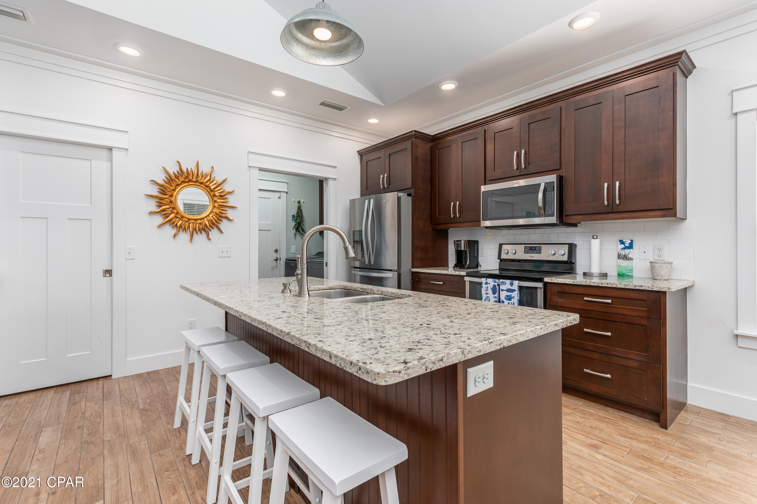 Laguna Beach Estates 7th Add - Residential