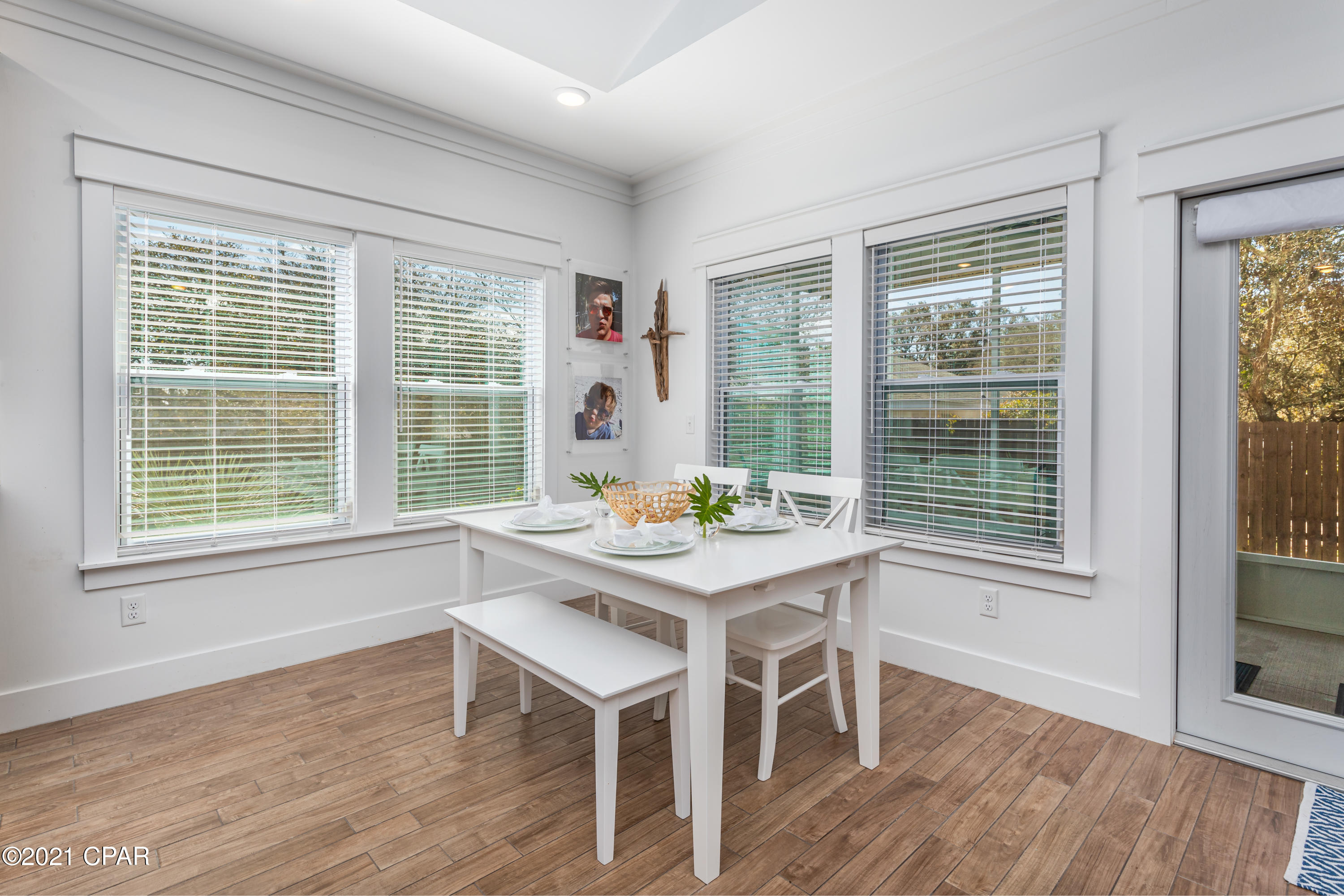 Laguna Beach Estates 7th Add - Residential