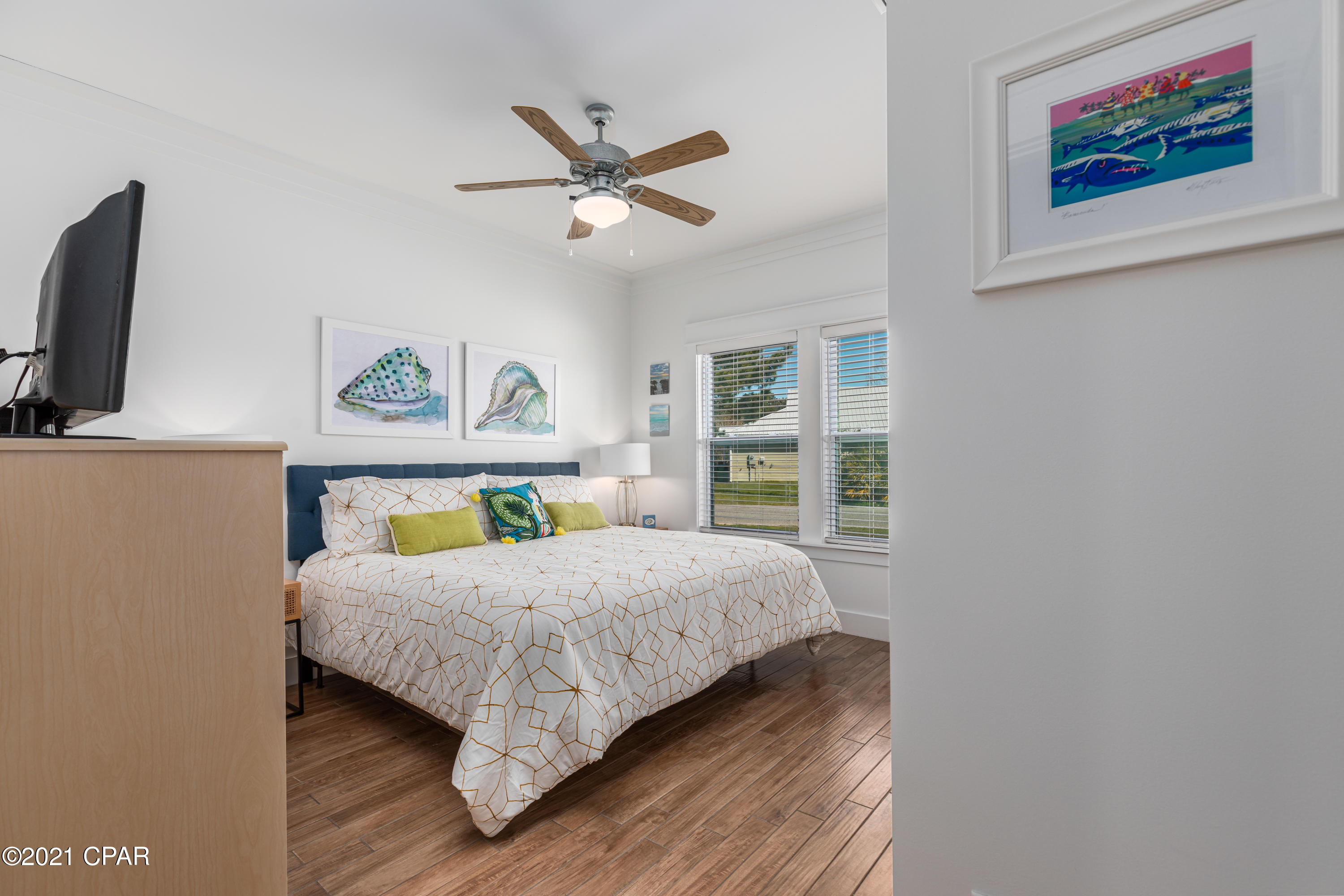 Laguna Beach Estates 7th Add - Residential