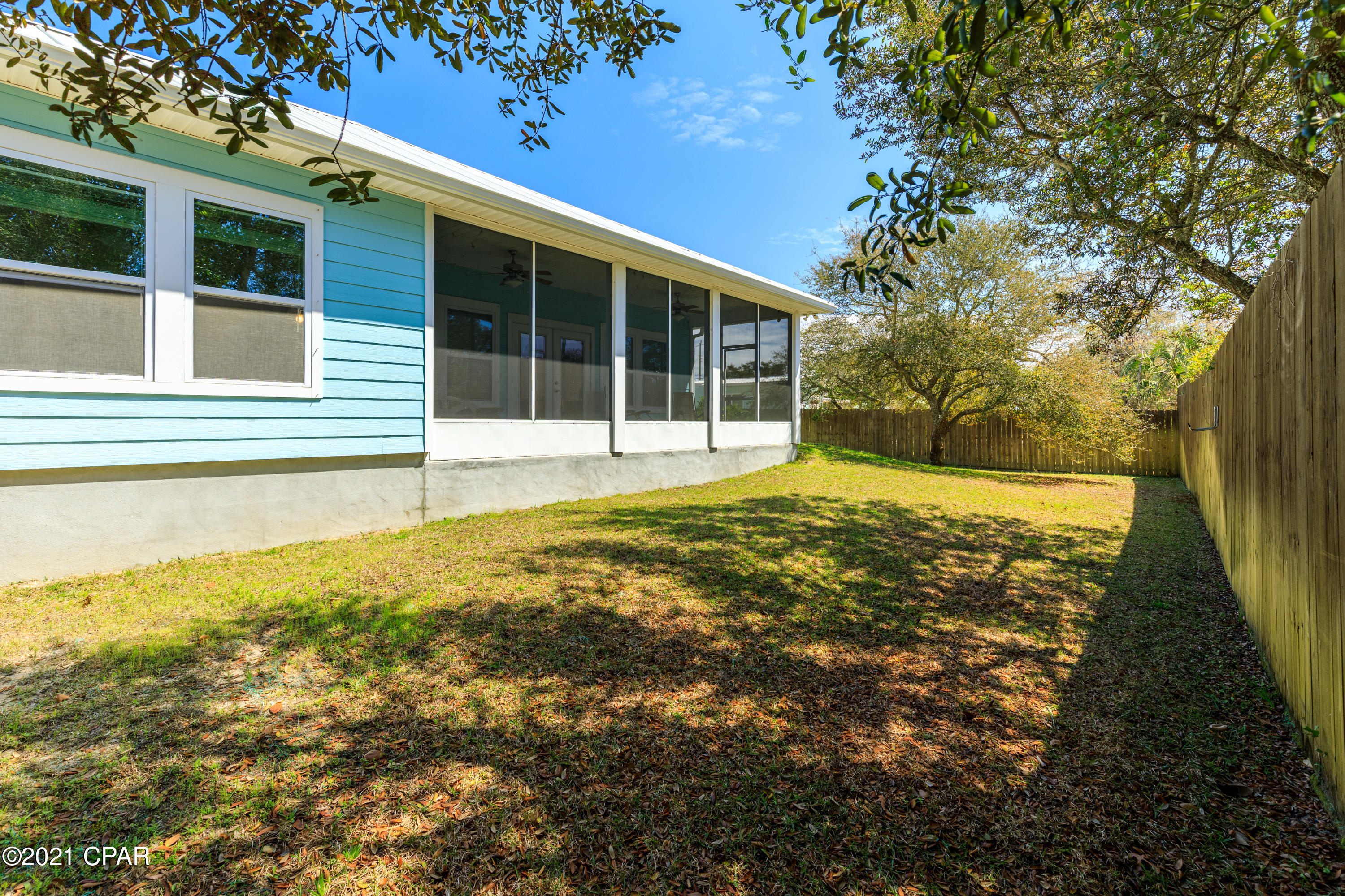 Laguna Beach Estates 7th Add - Residential