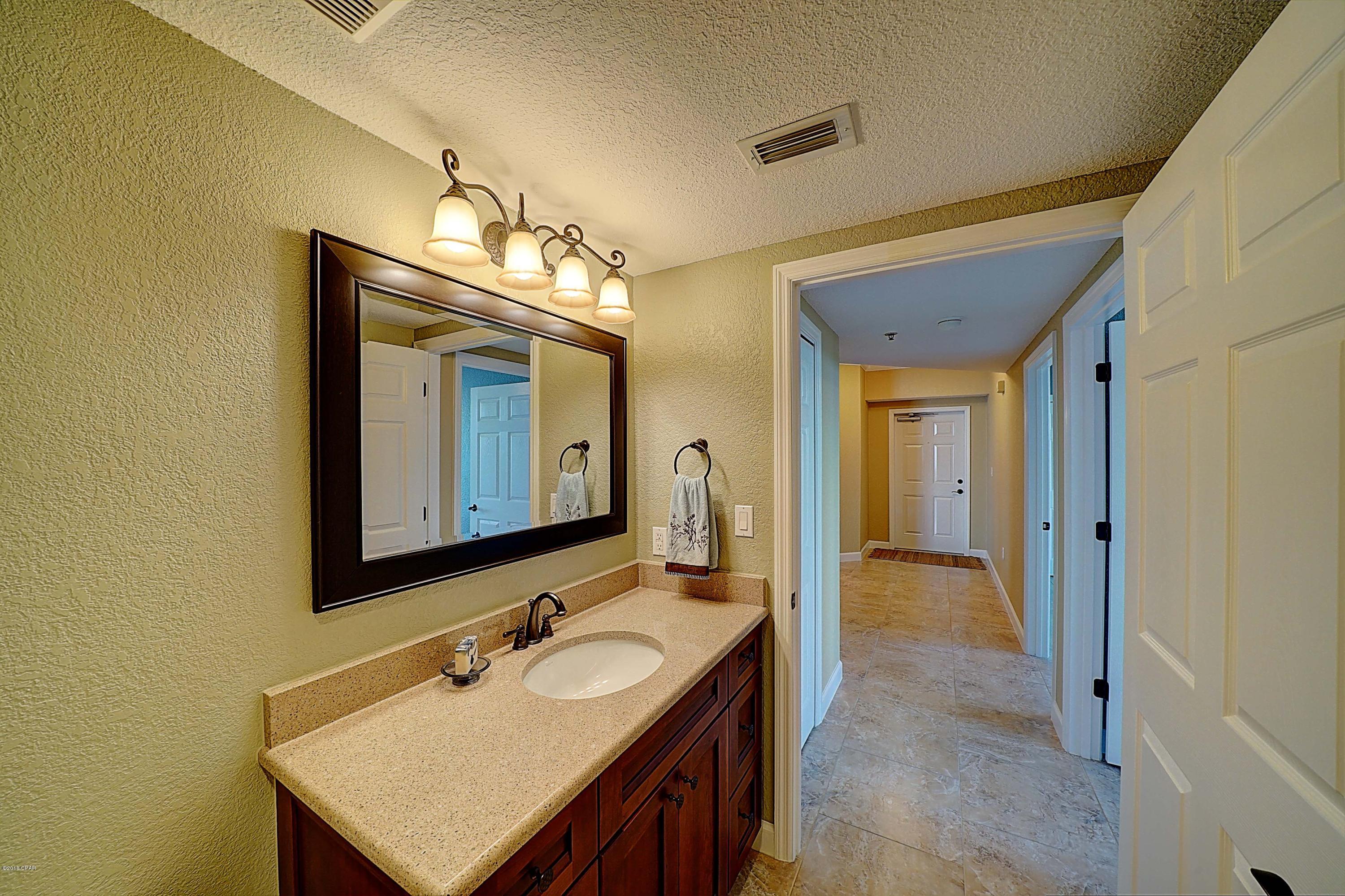 Hibiscus By The Bay - Residential