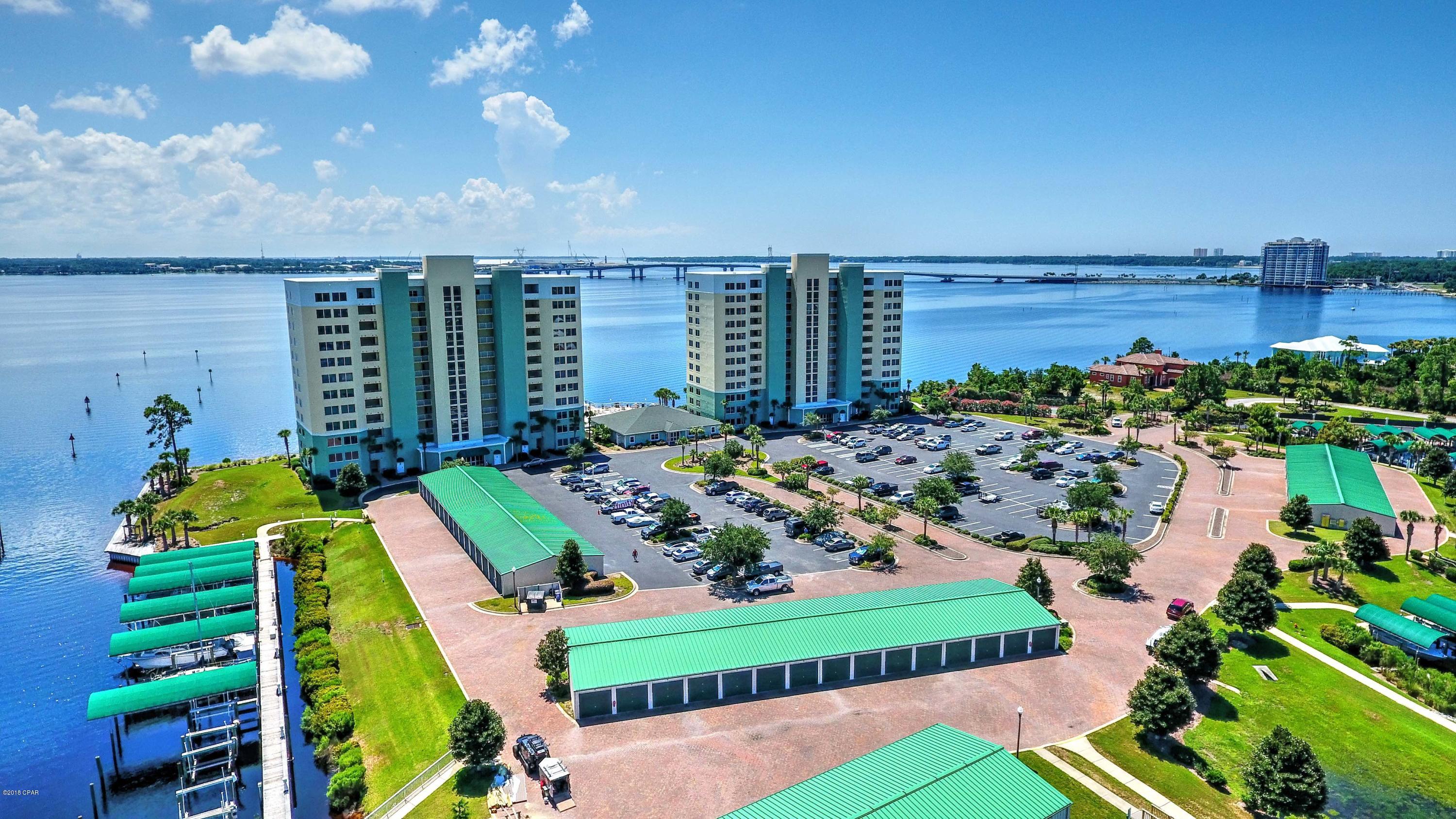 Hibiscus By The Bay - Residential