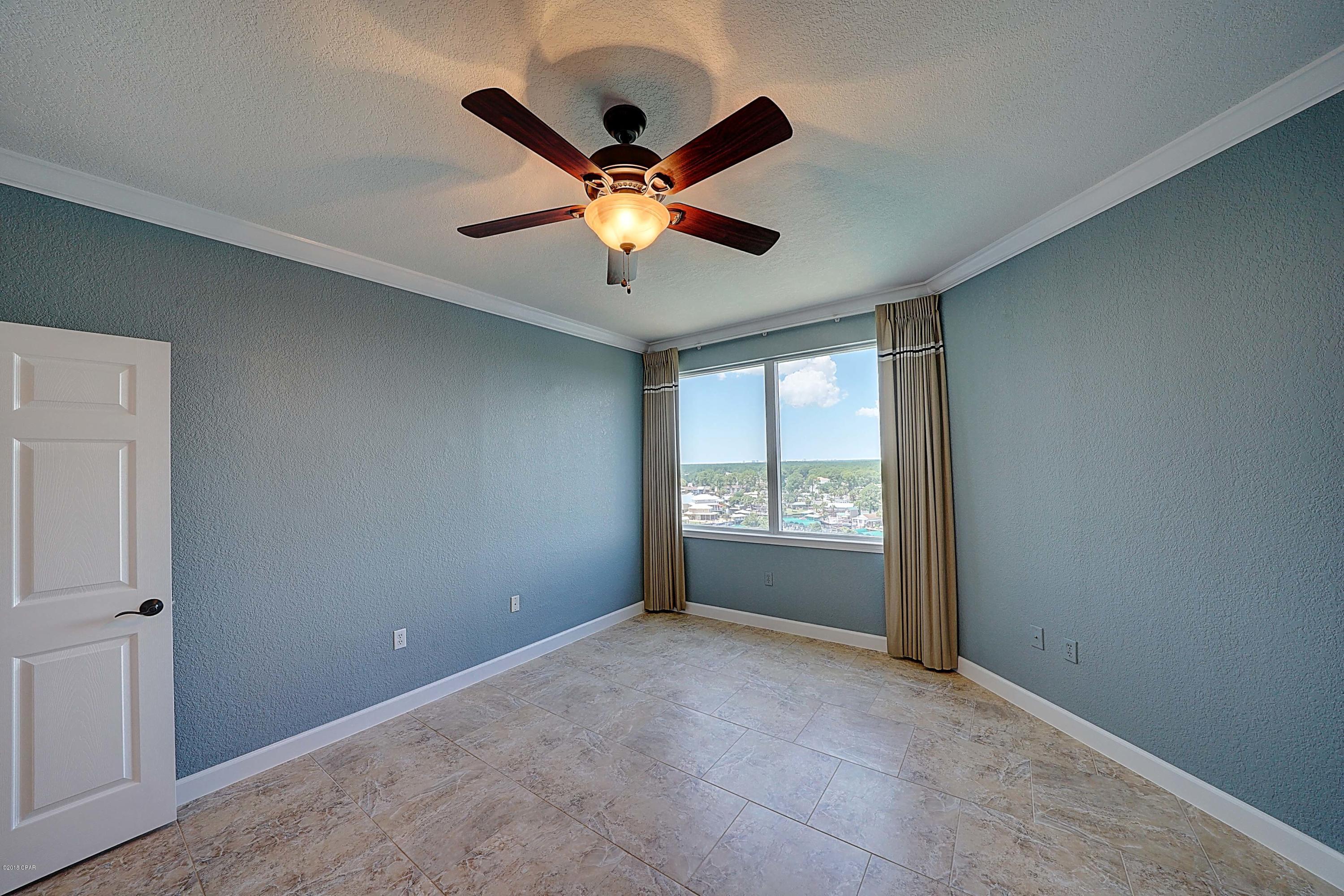 Hibiscus By The Bay - Residential