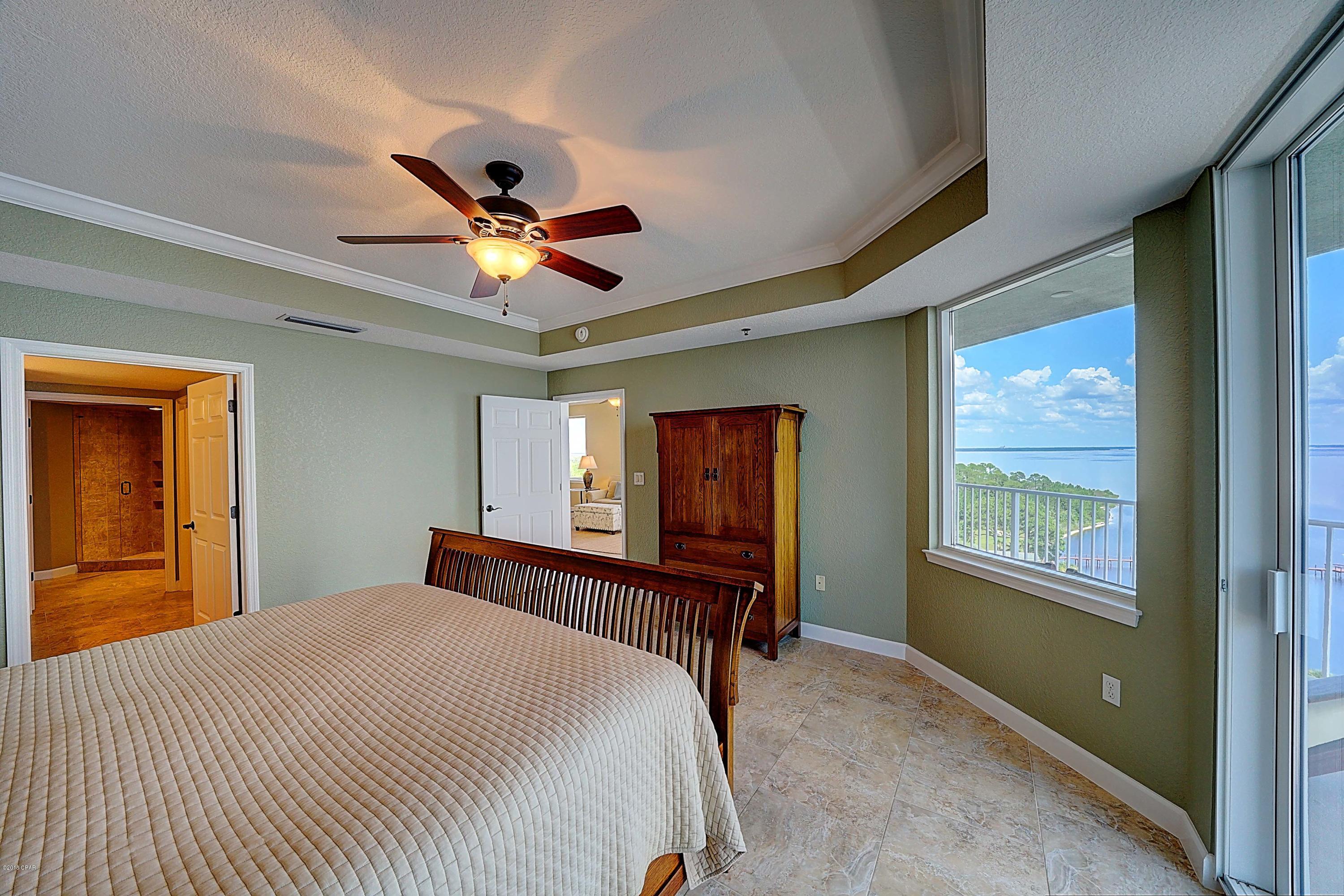 Hibiscus By The Bay - Residential